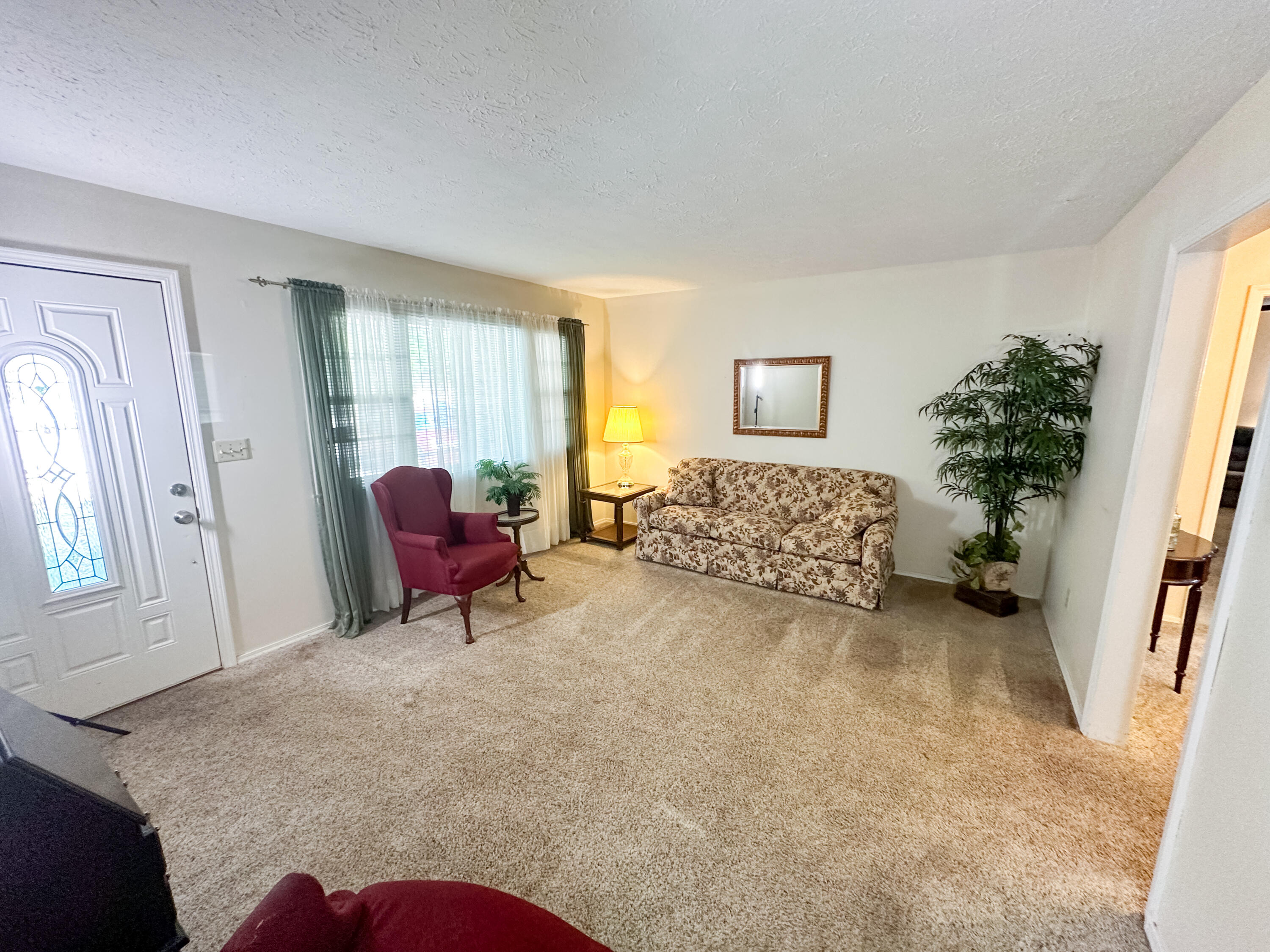 1517 South John Avenue Property Photo 32