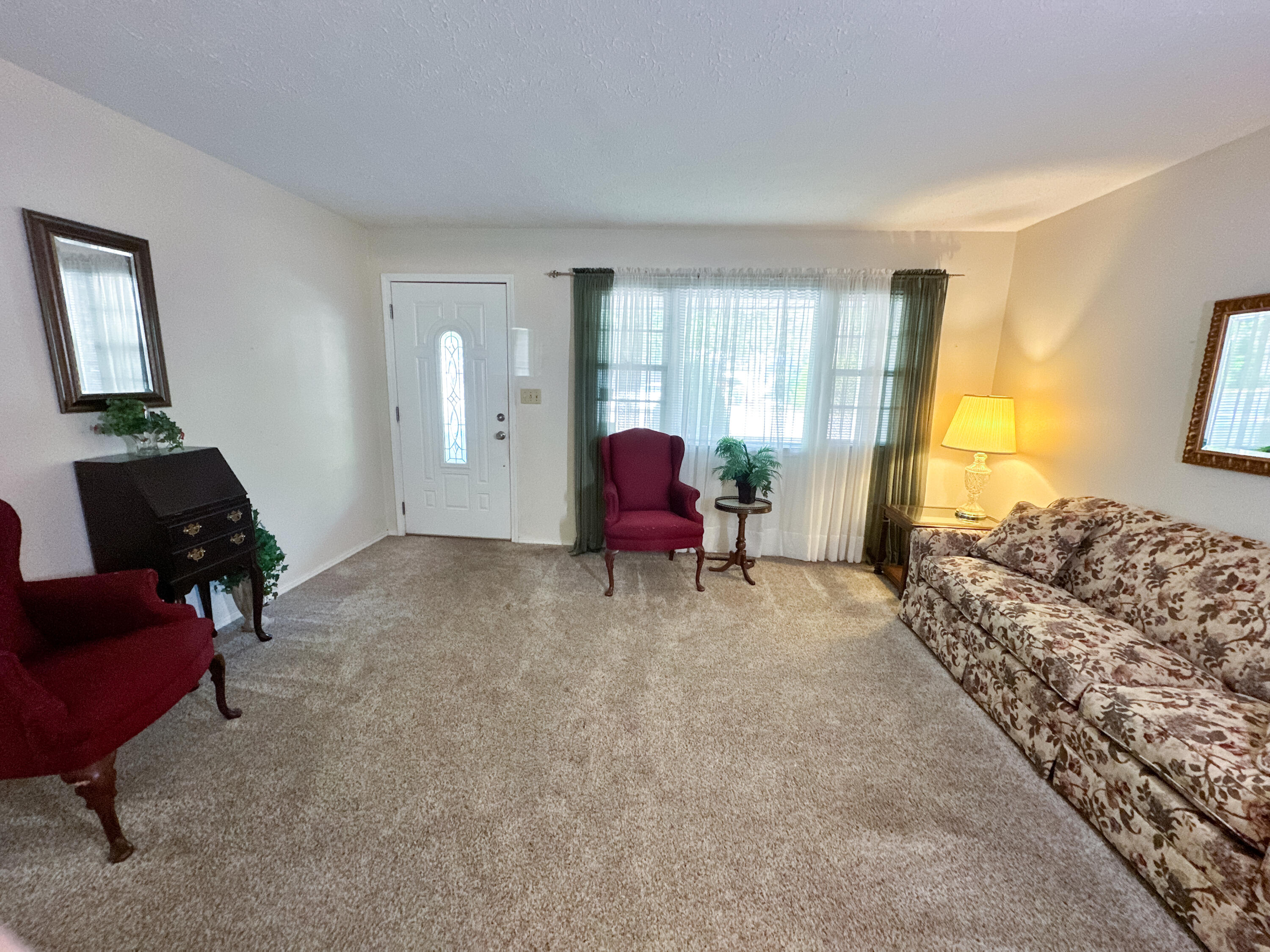 1517 South John Avenue Property Photo 33