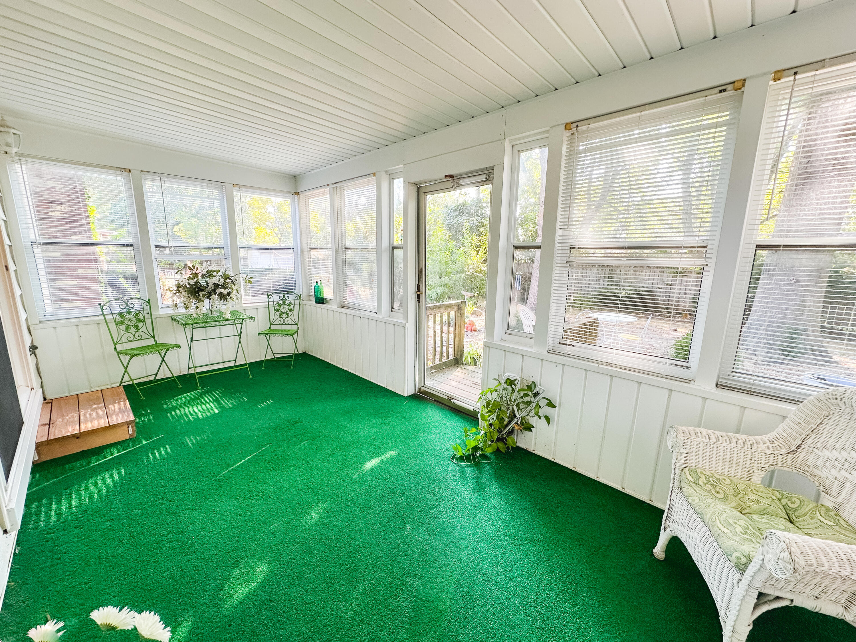 1517 South John Avenue Property Photo 42