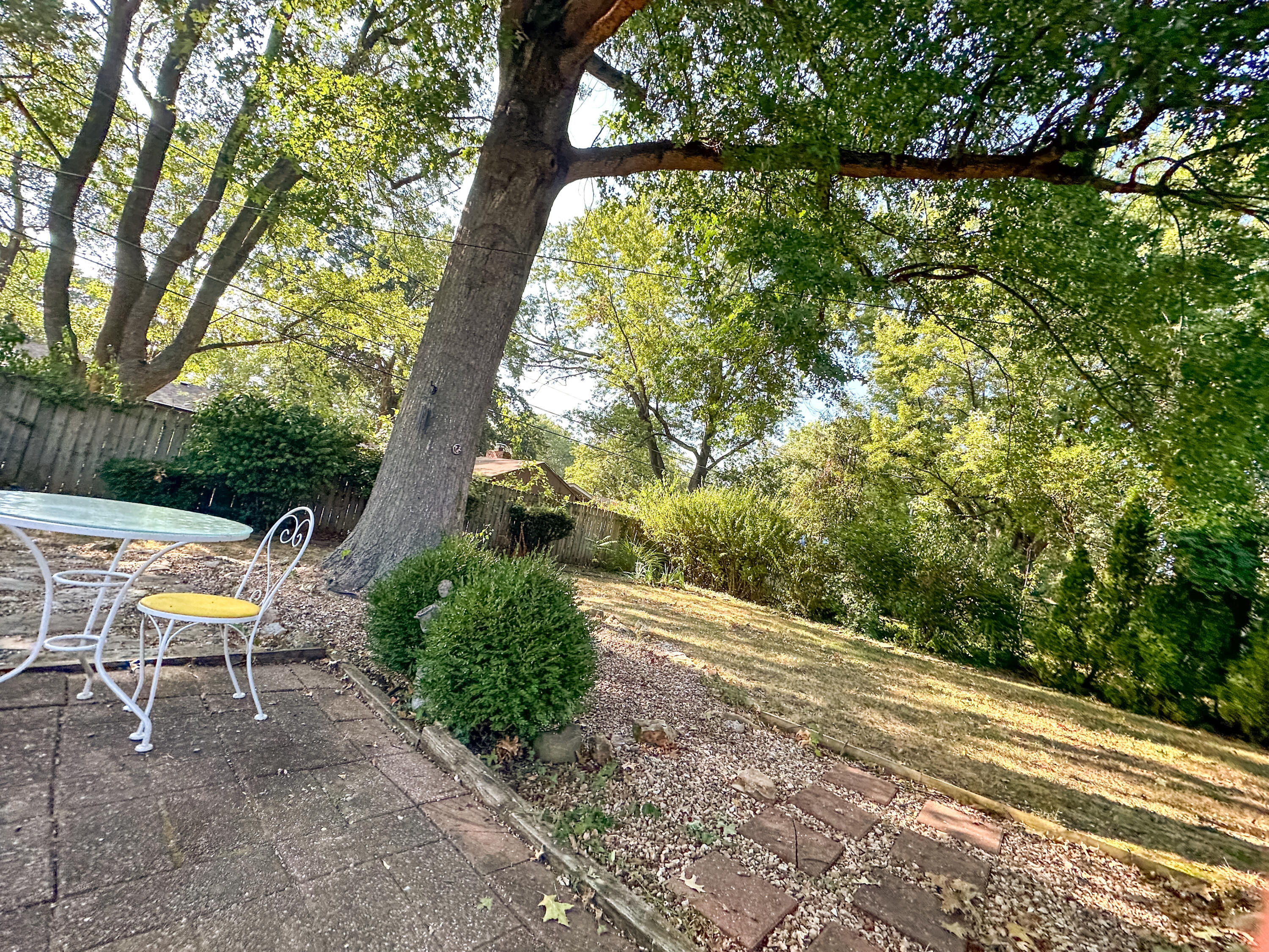 1517 South John Avenue Property Photo 45