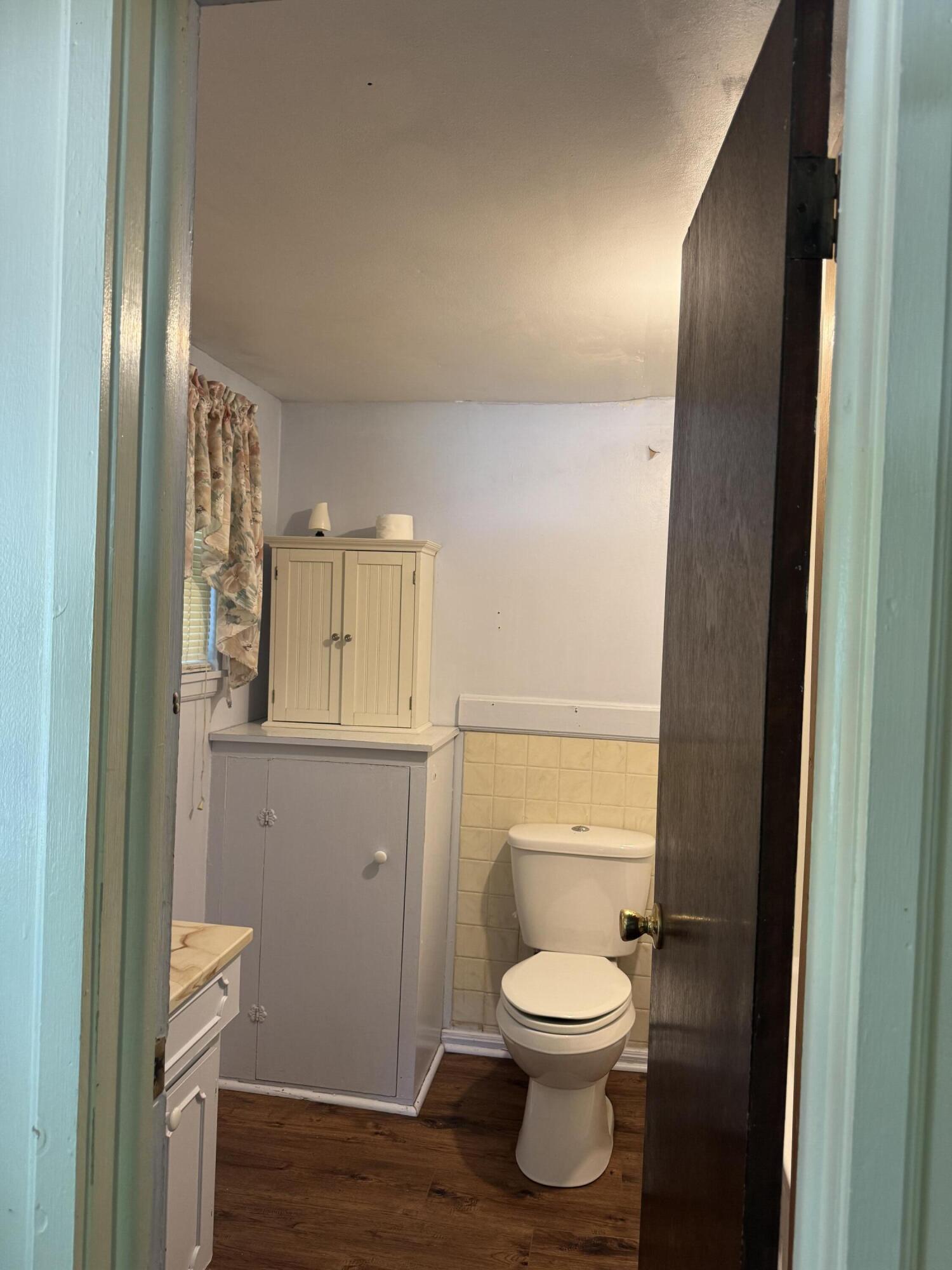 238 South Clompton Street Property Photo 37