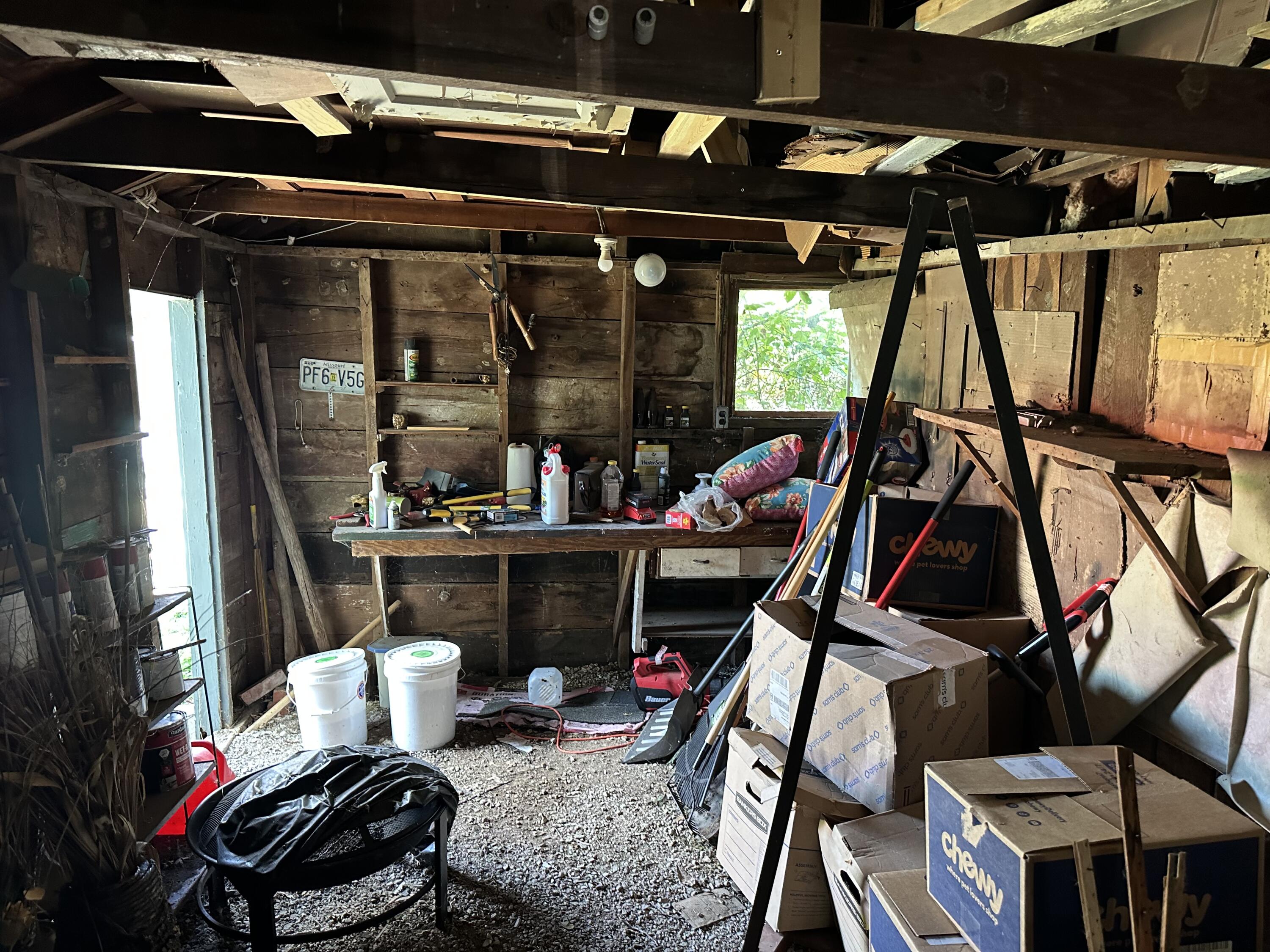 910 West Broadway Avenue Property Photo 24