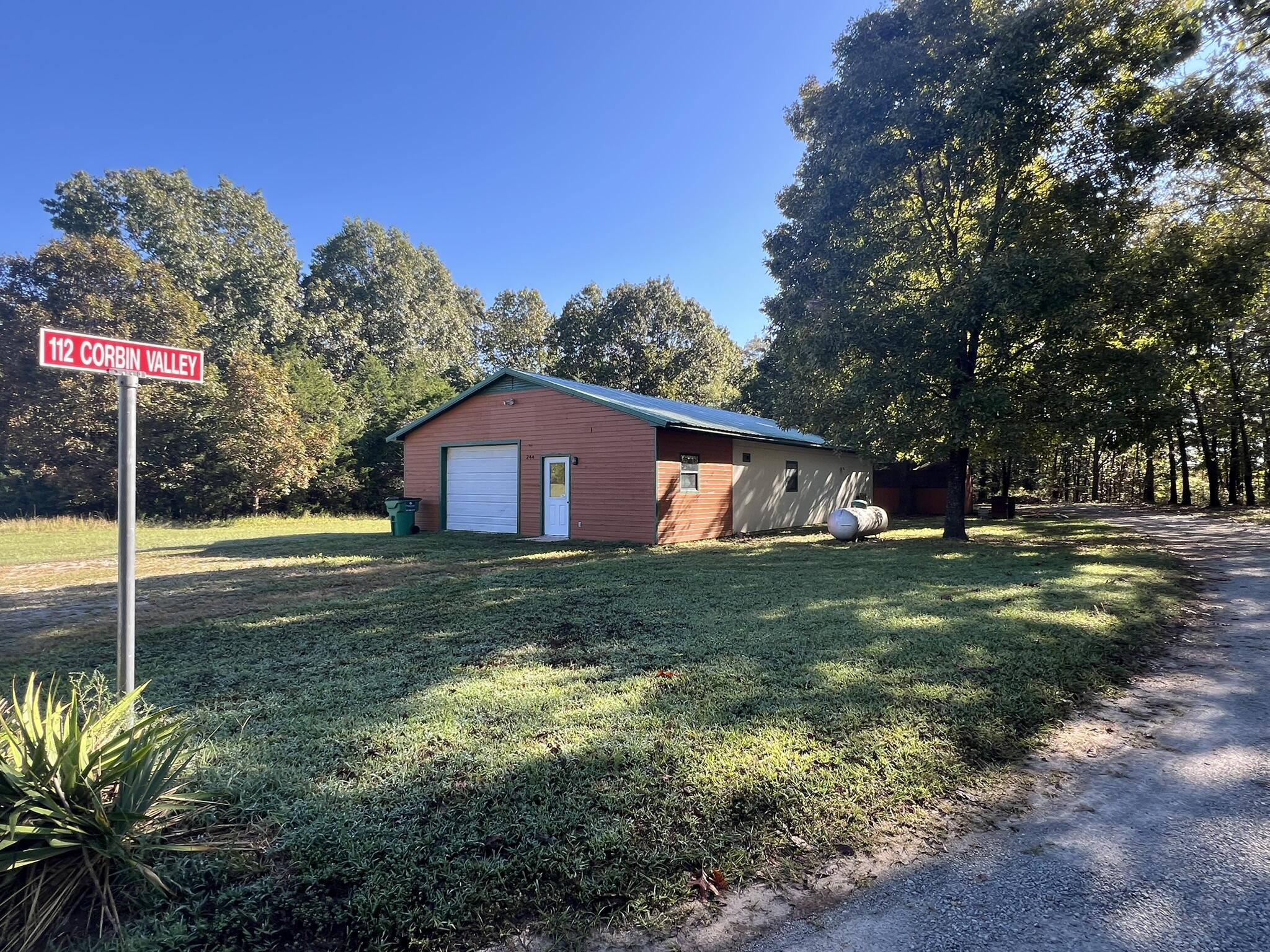 112 Corbin Valley Property Photo 5