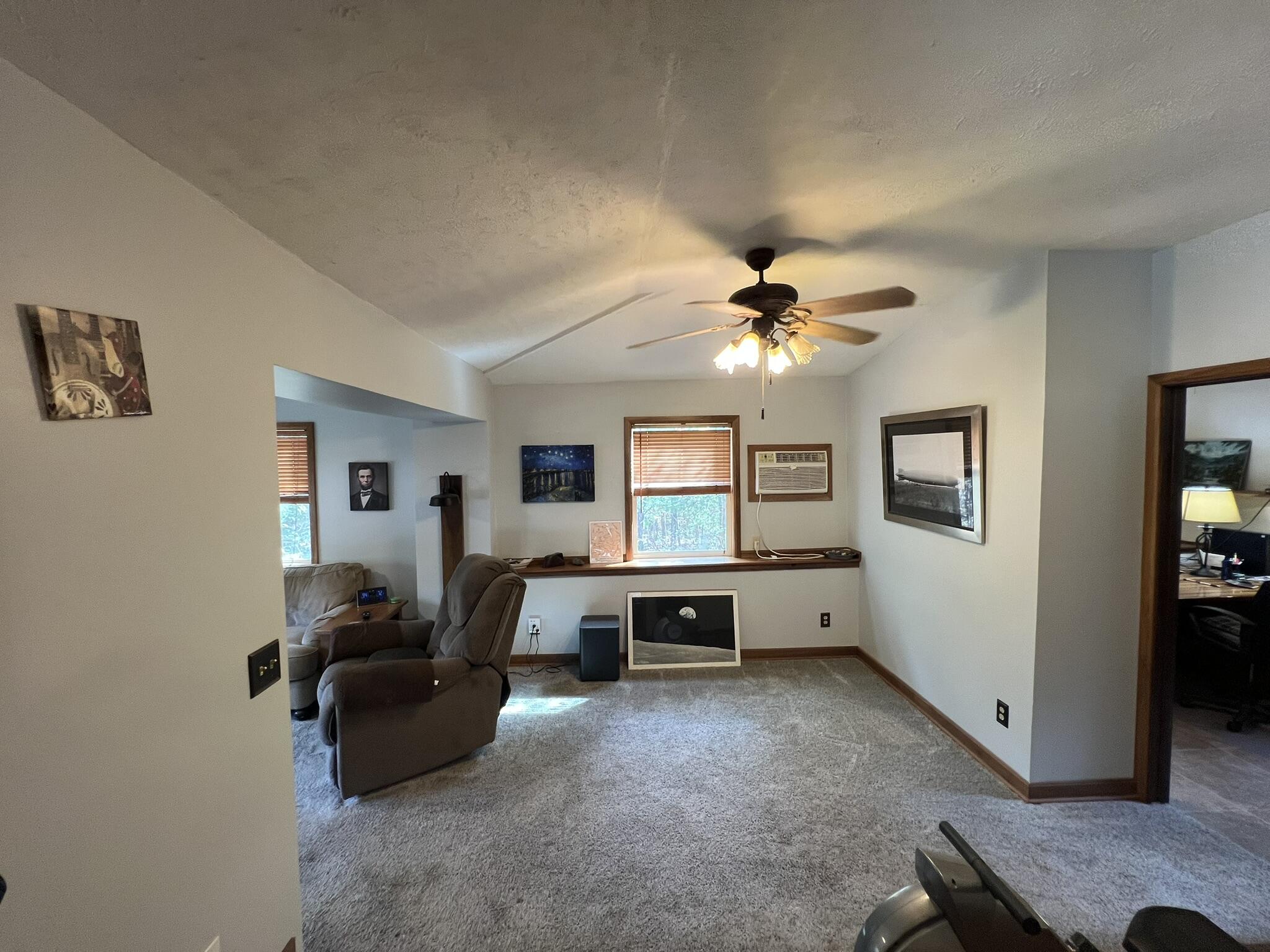 112 Corbin Valley Property Photo 29