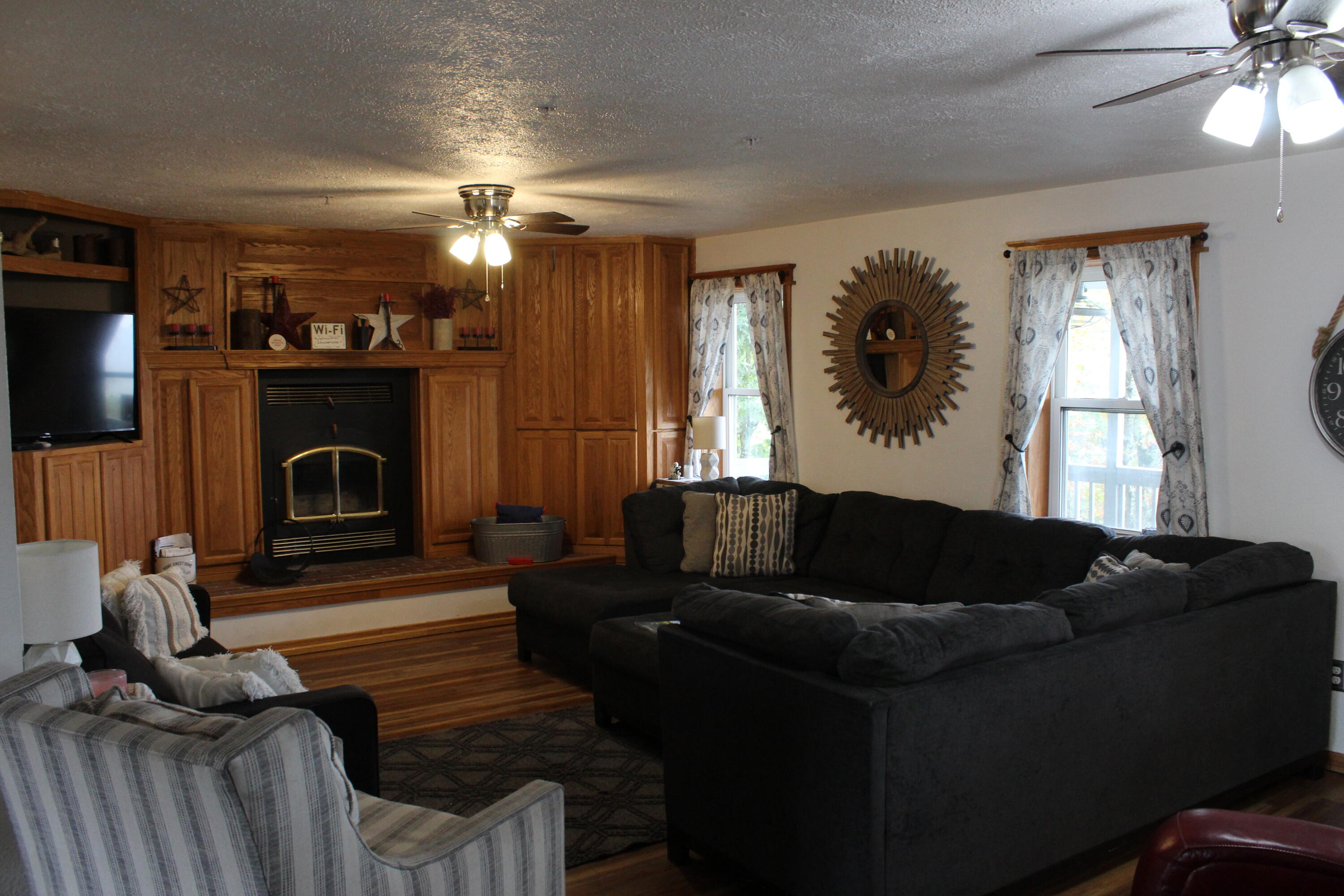847 Airport Road Property Photo 12