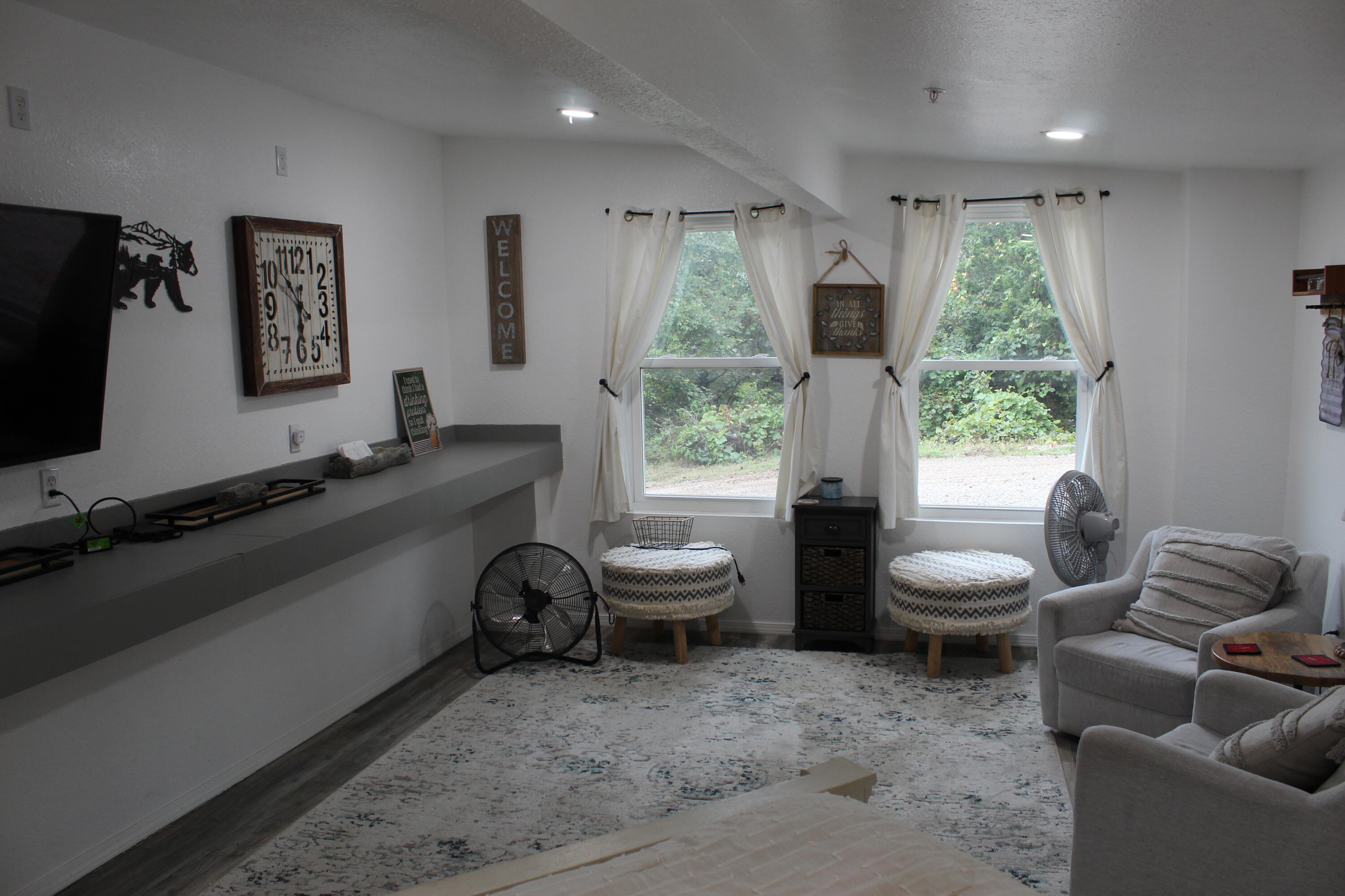 847 Airport Road Property Photo 21