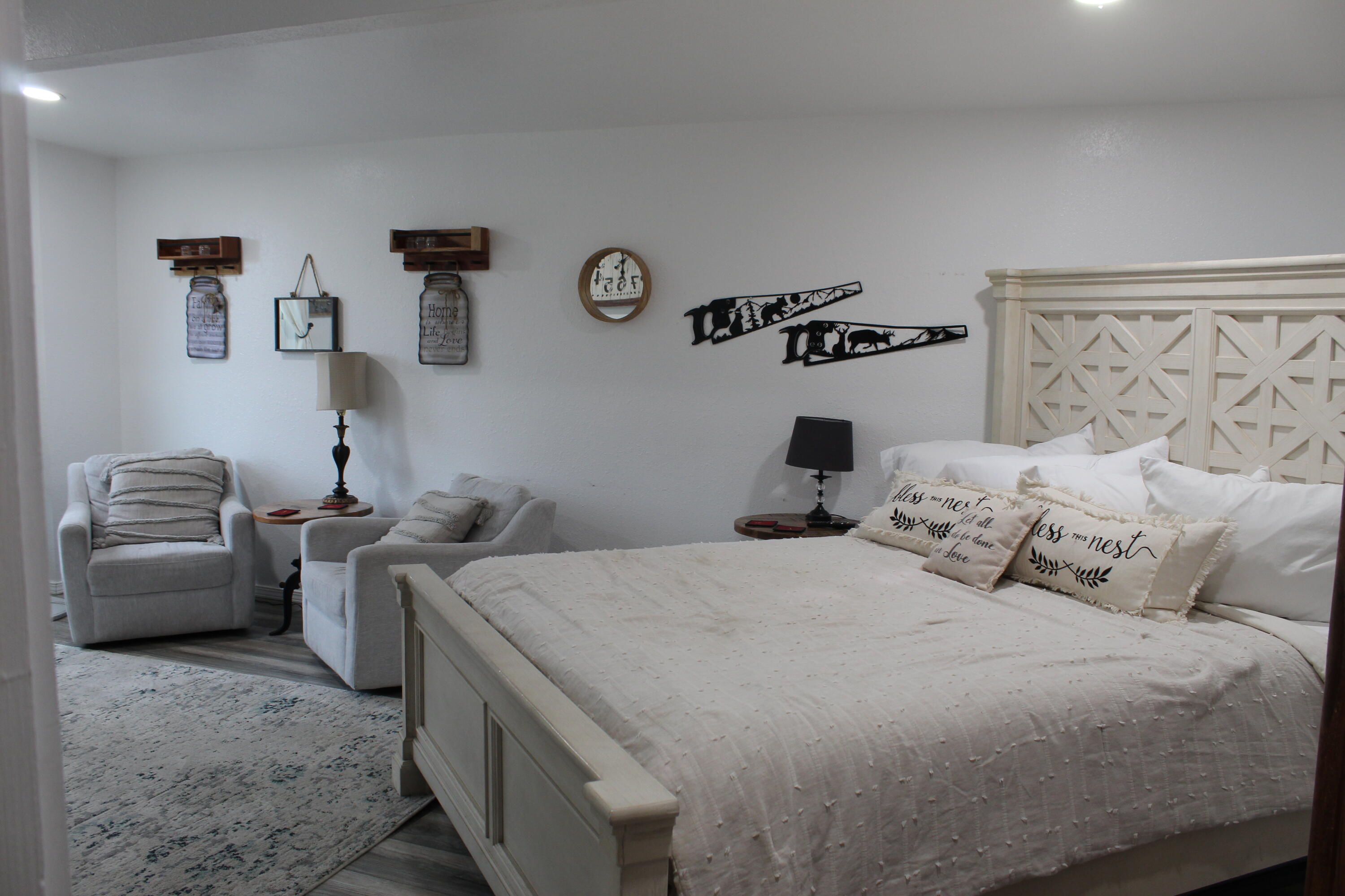 847 Airport Road Property Photo 23