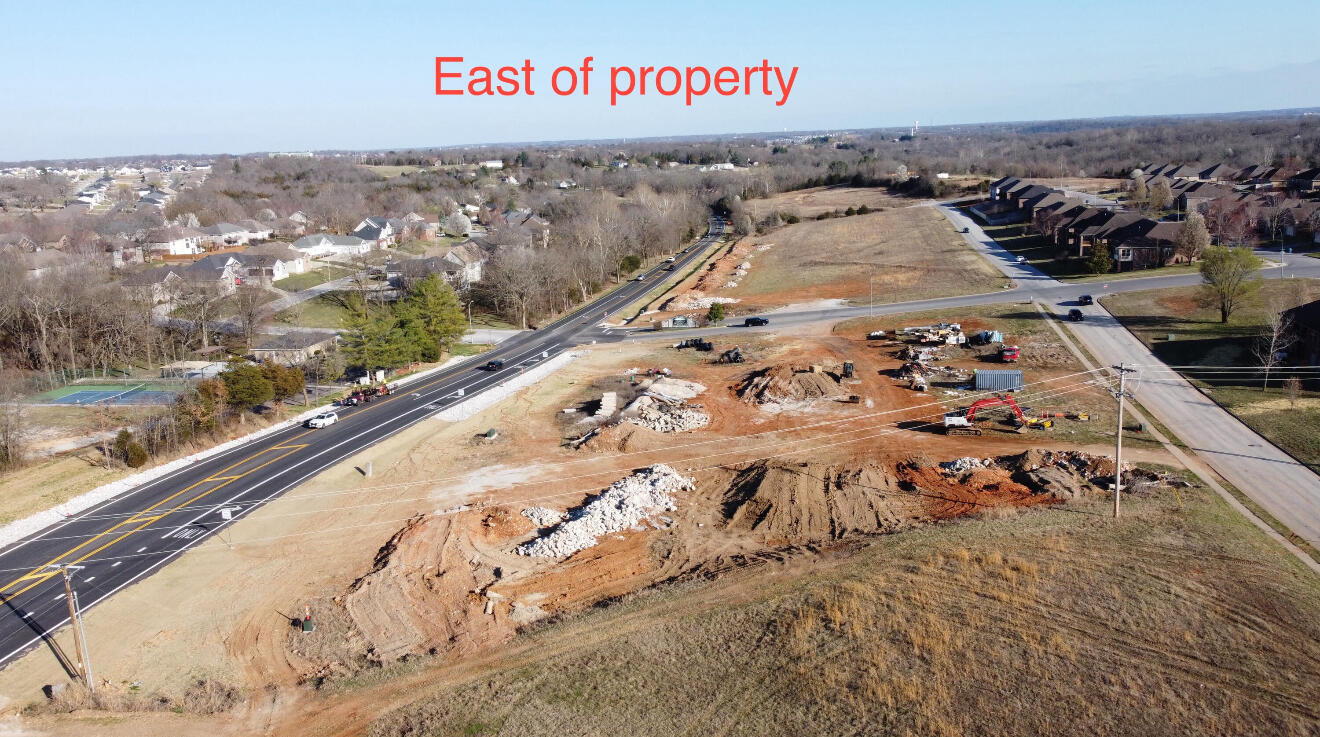 985 Crimson Avenue Property Photo 4