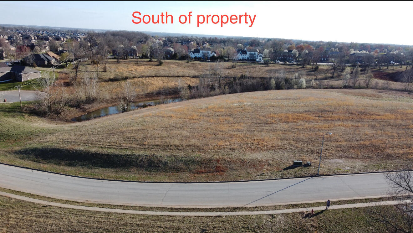 985 Crimson Avenue Property Photo 8