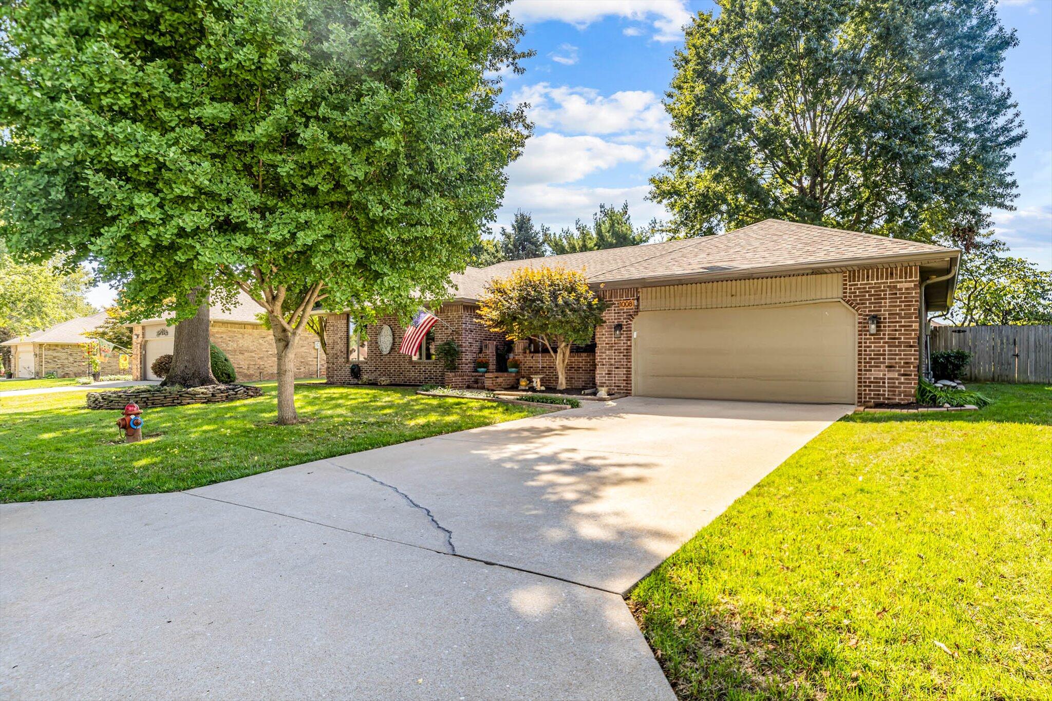 1008 Bryce Lane Property Photo 3