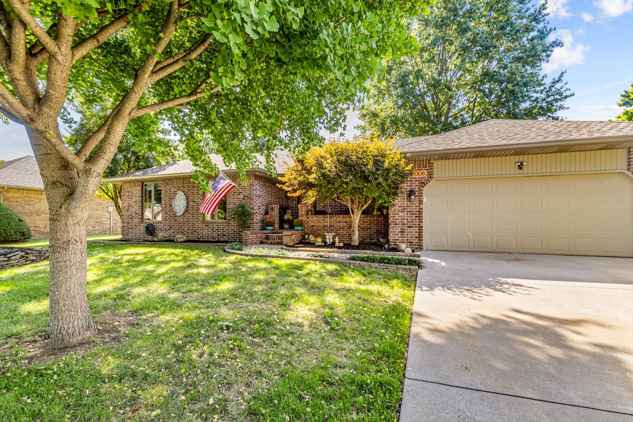 1008 Bryce Lane Property Photo 4