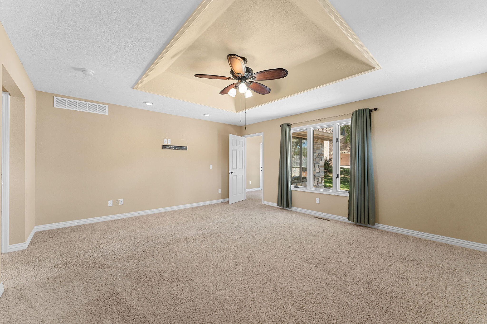 133 Regent Drive Property Photo 15