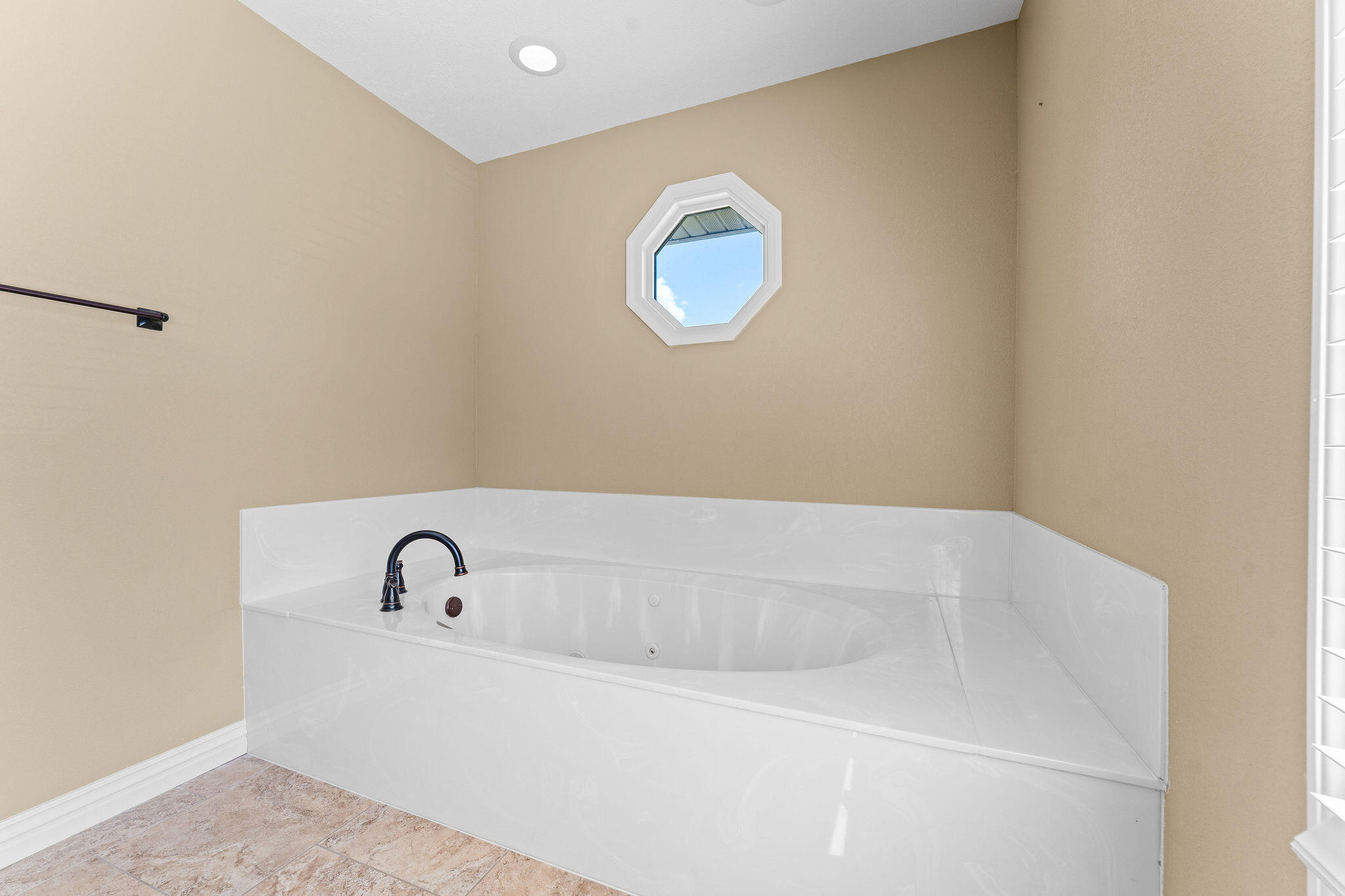 133 Regent Drive Property Photo 29