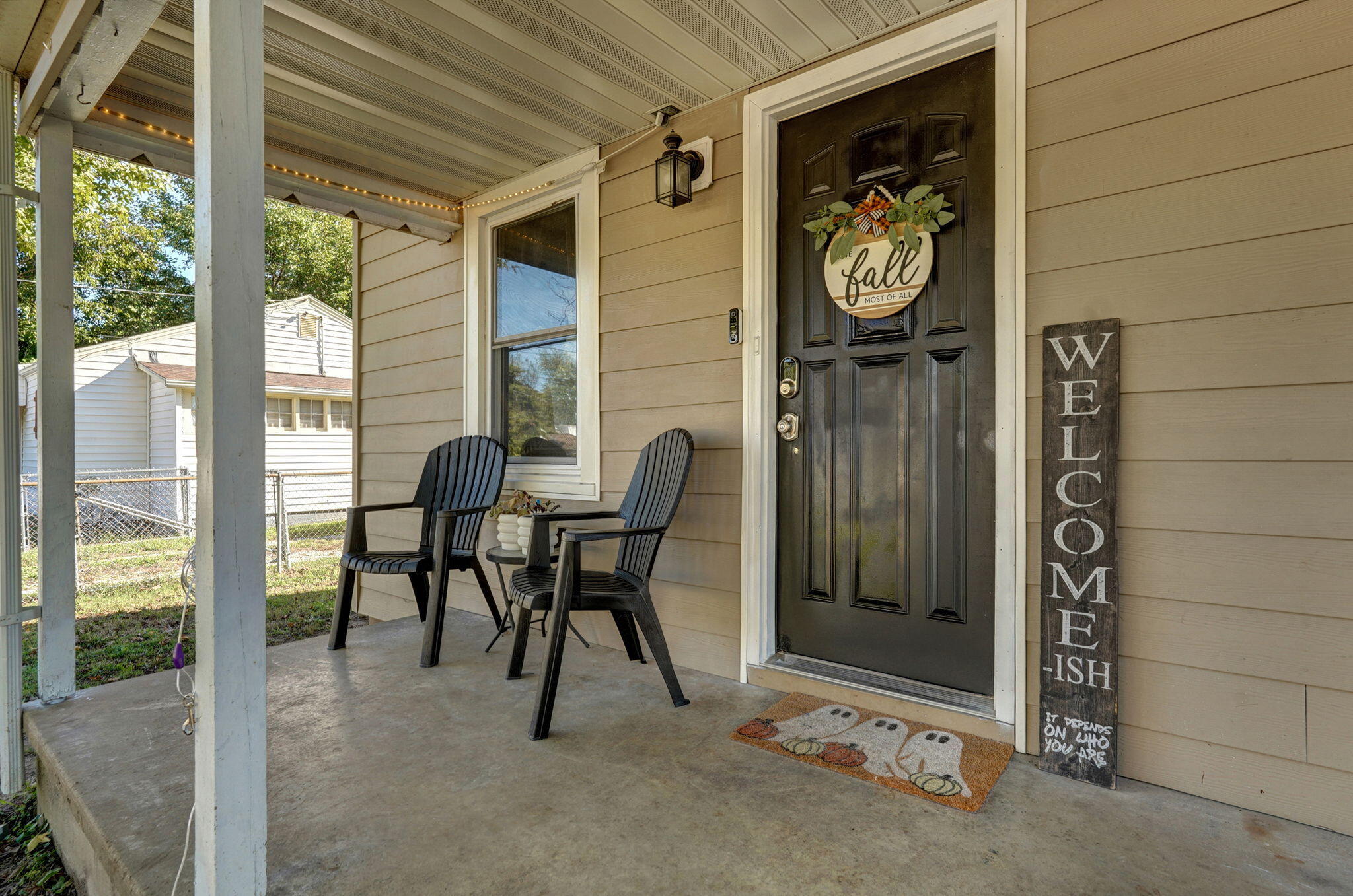 1122 North Brown Avenue Property Photo 2