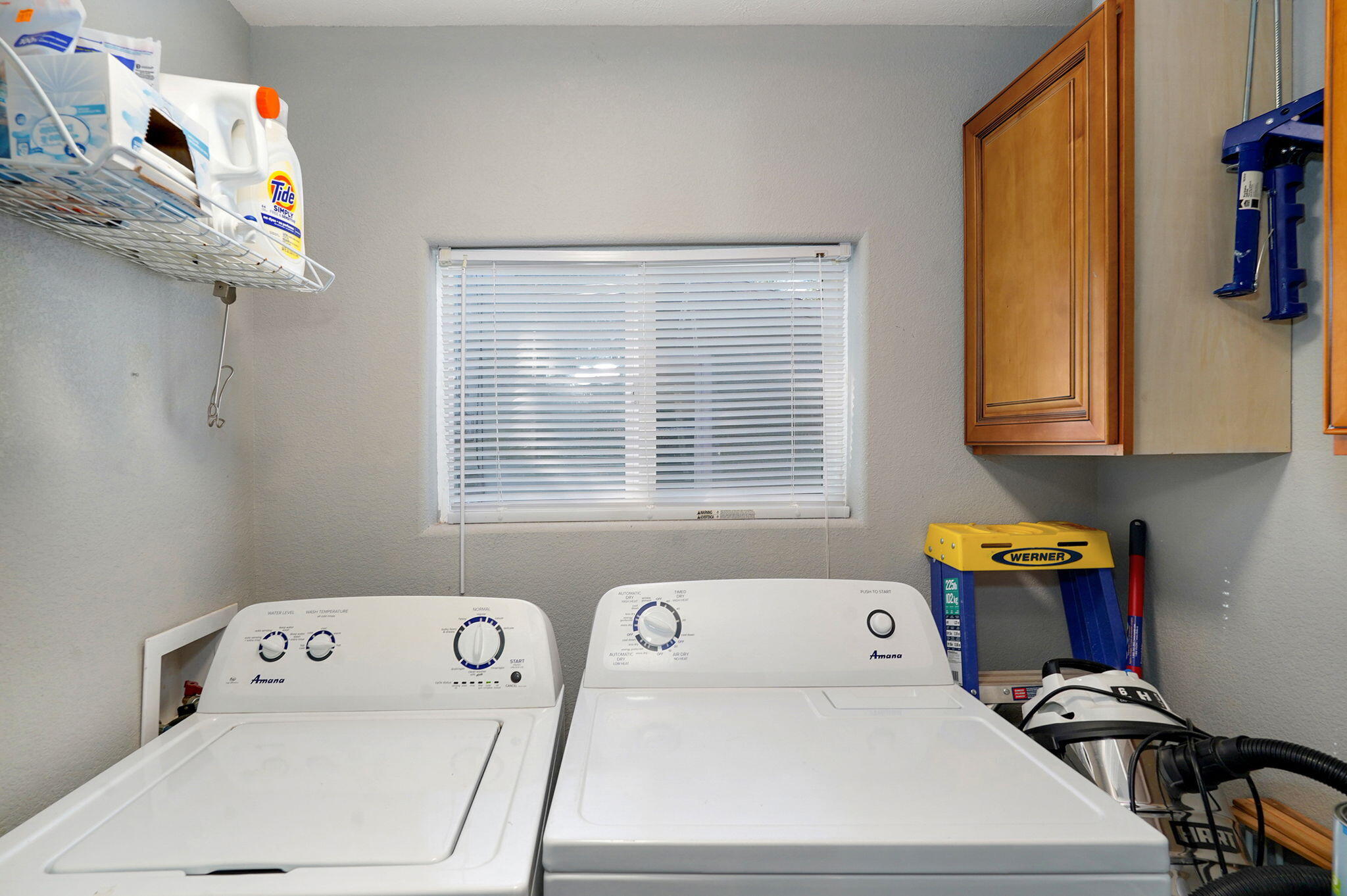 1122 North Brown Avenue Property Photo 9