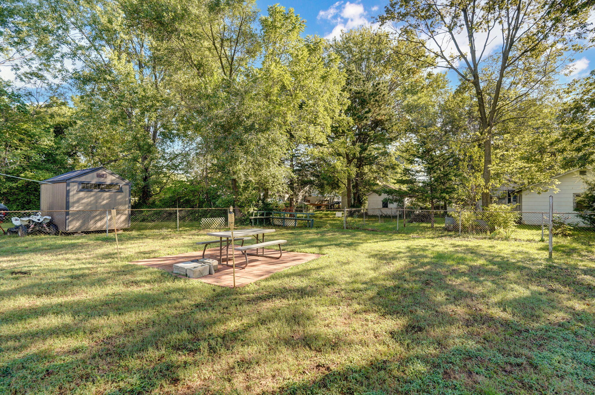 1122 North Brown Avenue Property Photo 13