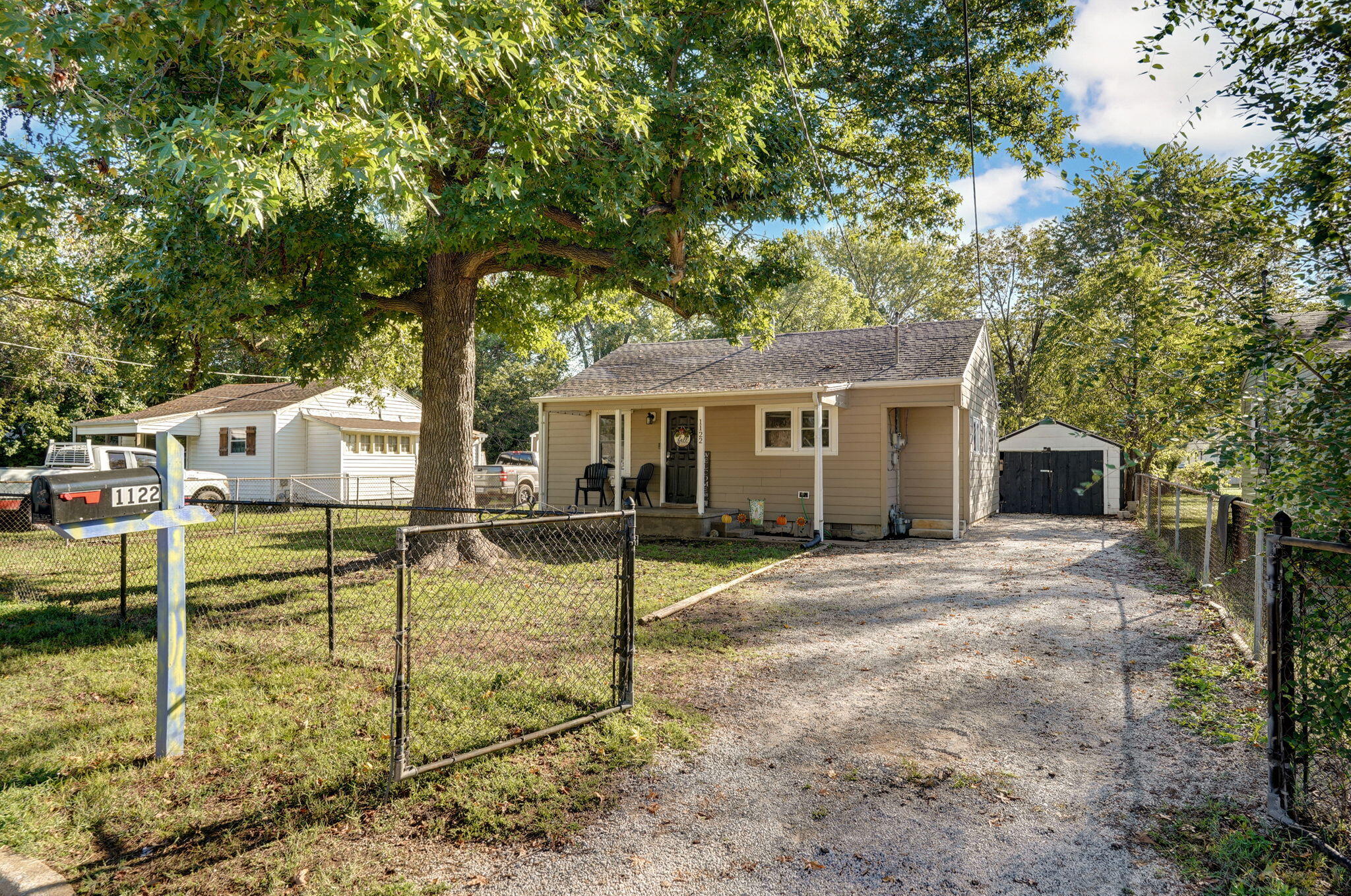 1122 North Brown Avenue Property Photo 16