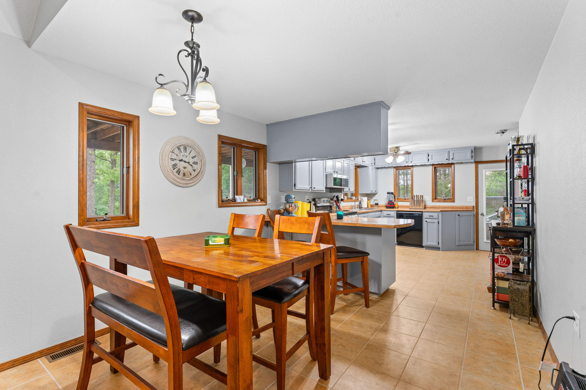 23 Woodcliff Road Property Photo 15