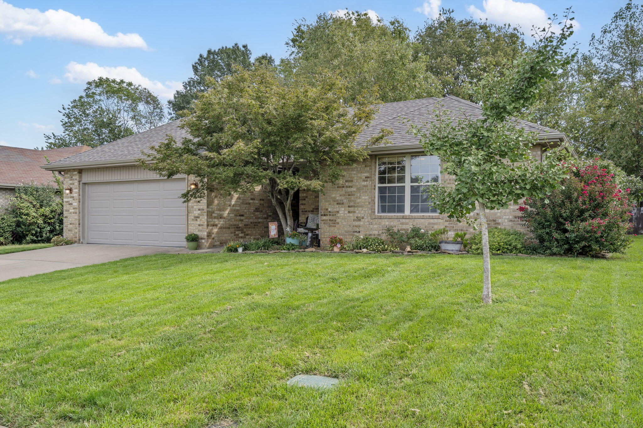 3620 South Western Avenue Property Photo 3