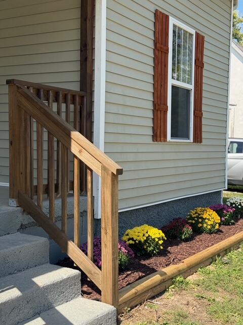 703 North Maple Avenue Property Photo 2