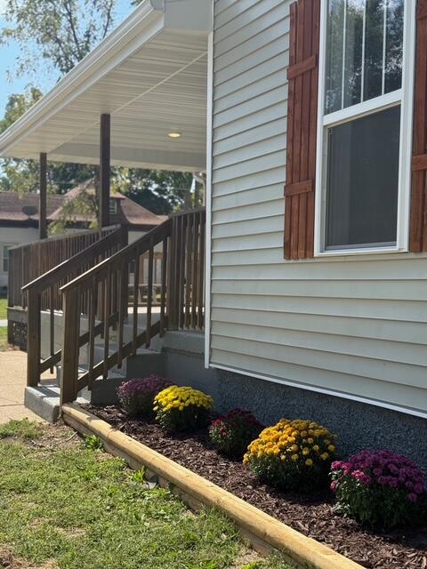 703 North Maple Avenue Property Photo 3