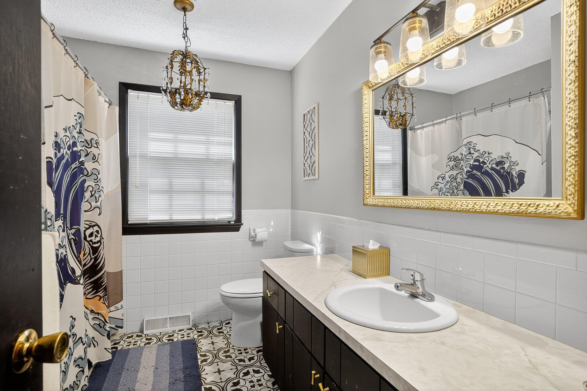 927 West Morningside Street Property Photo 3