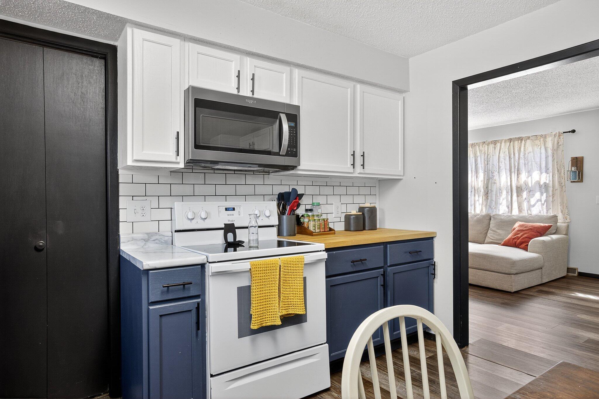 927 West Morningside Street Property Photo 7