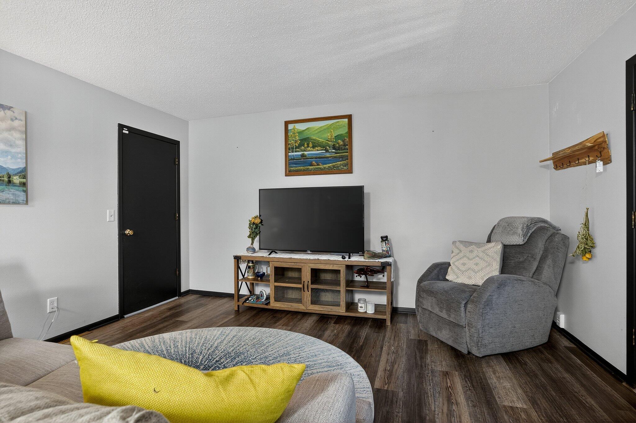 927 West Morningside Street Property Photo 13