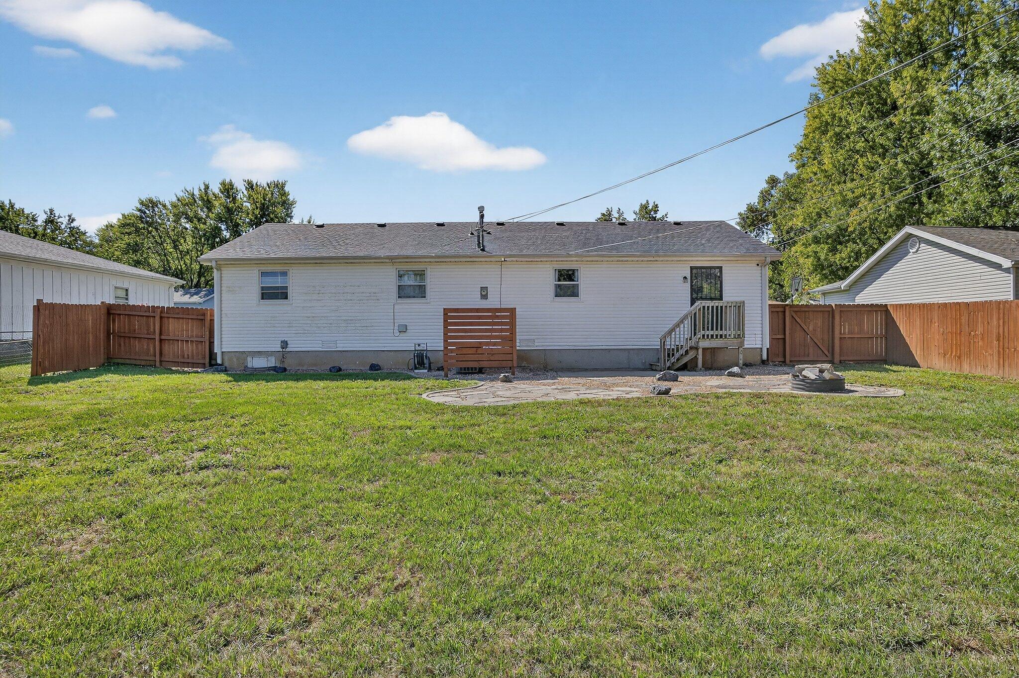 927 West Morningside Street Property Photo 16