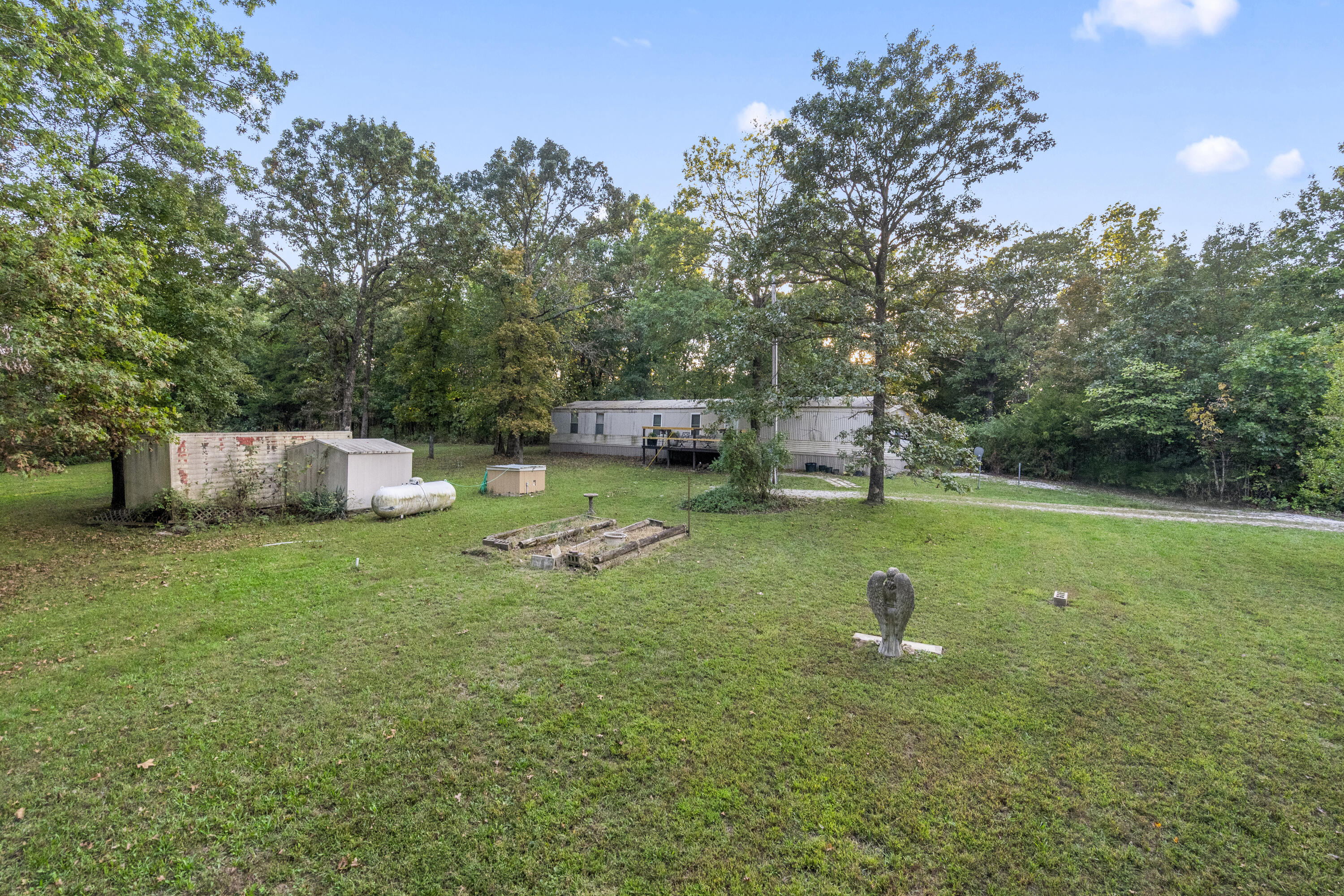 17410 East 900 Road Property Photo 5