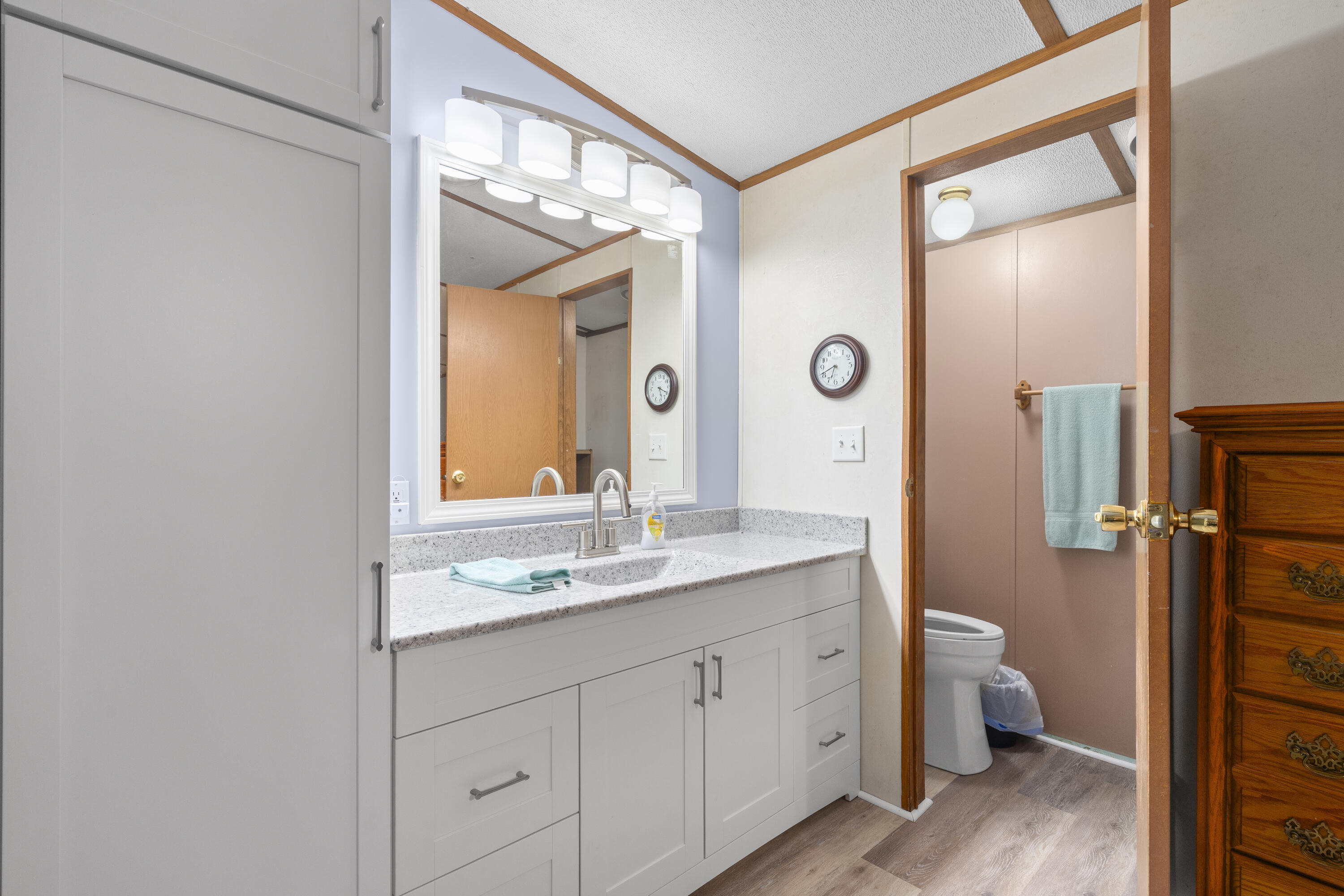 17410 East 900 Road Property Photo 14