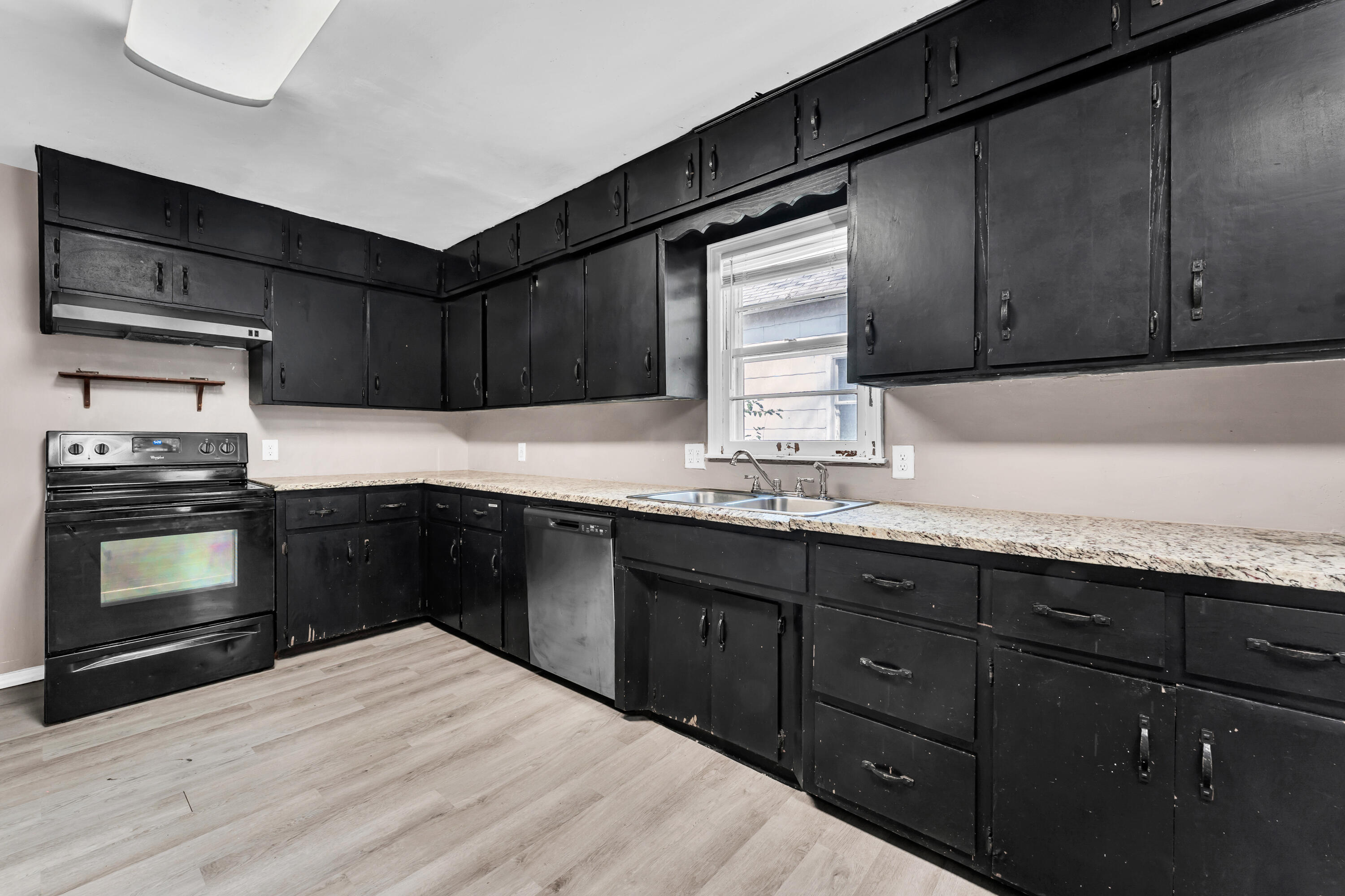 1036 East Blaine Street Property Photo 20