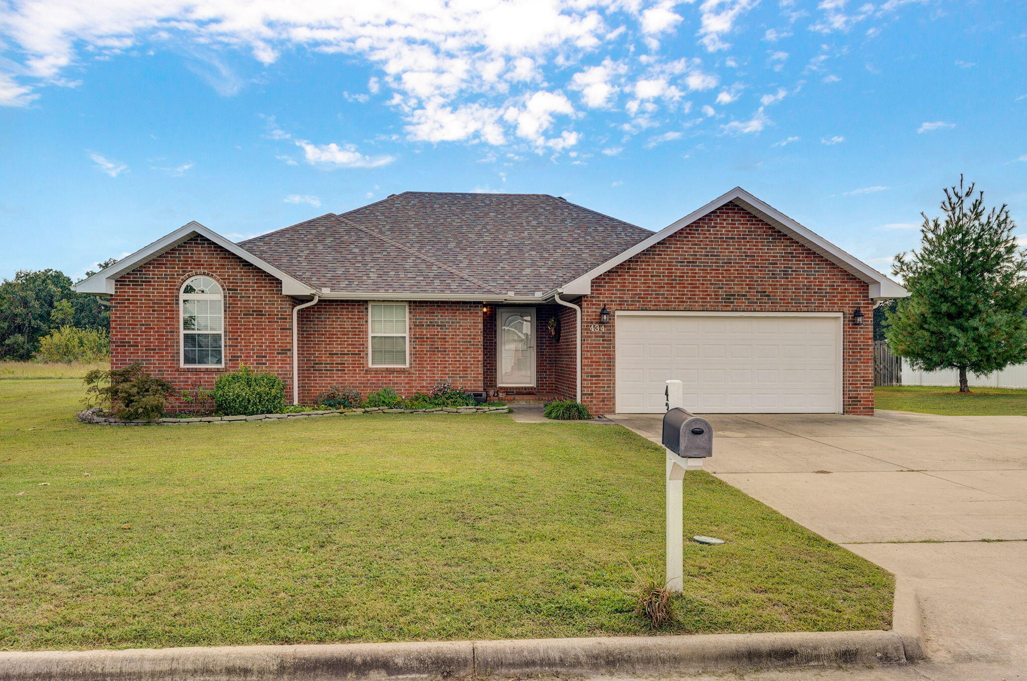 434 Todd Lane Property Photo 1