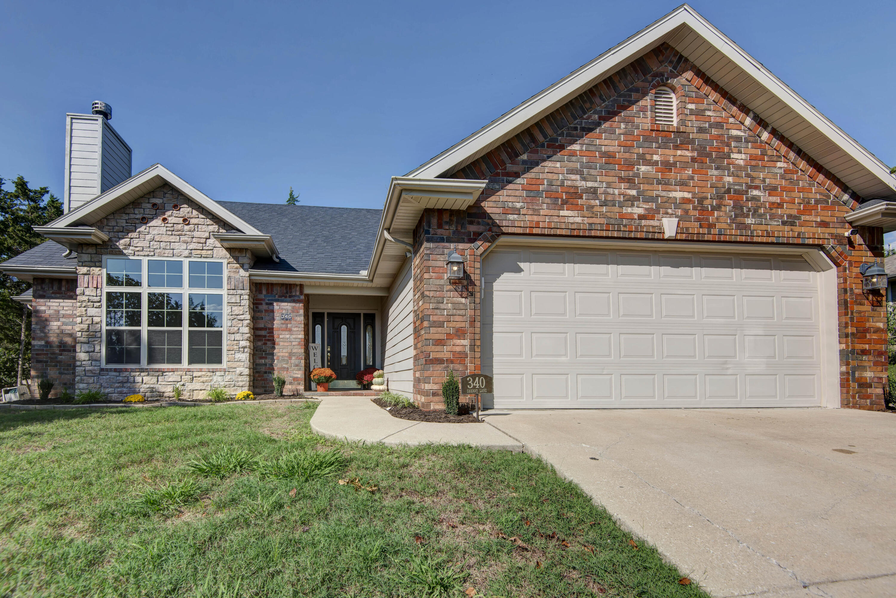 340 Sherry Lane Property Photo 35