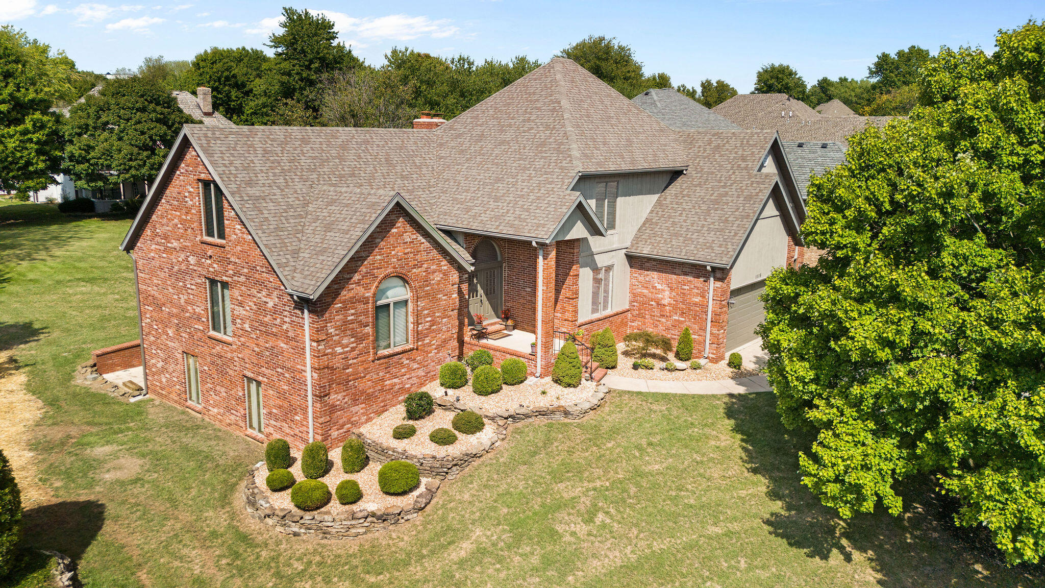 1115 North Chelmsworth Lane Property Photo 2