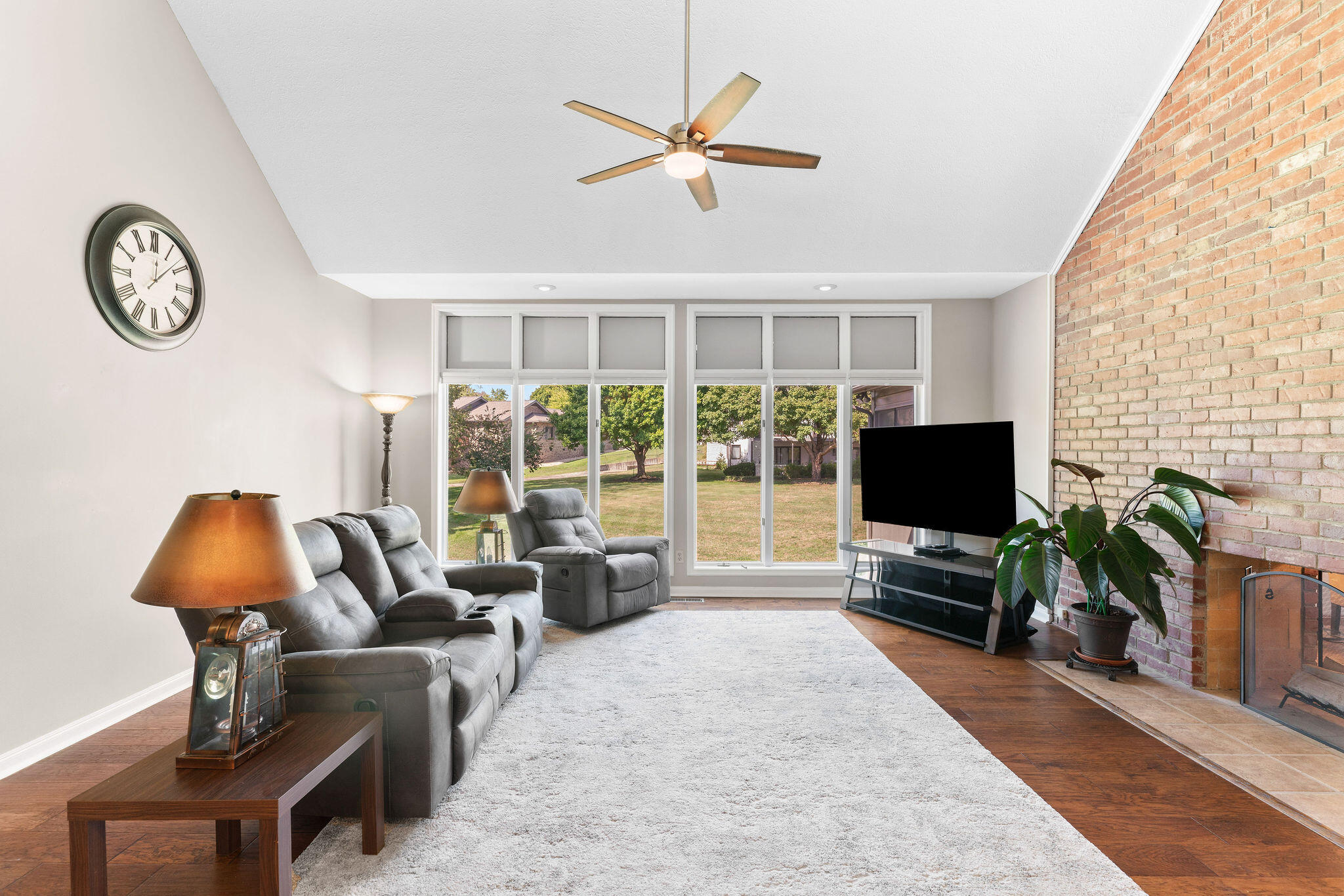 1115 North Chelmsworth Lane Property Photo 12