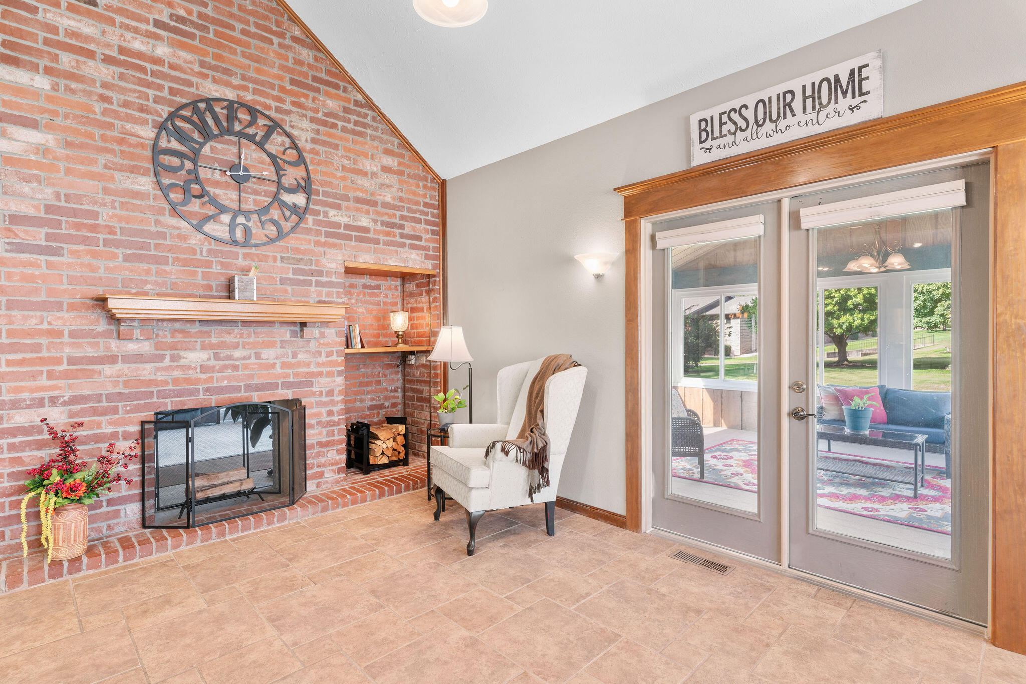 1115 North Chelmsworth Lane Property Photo 19