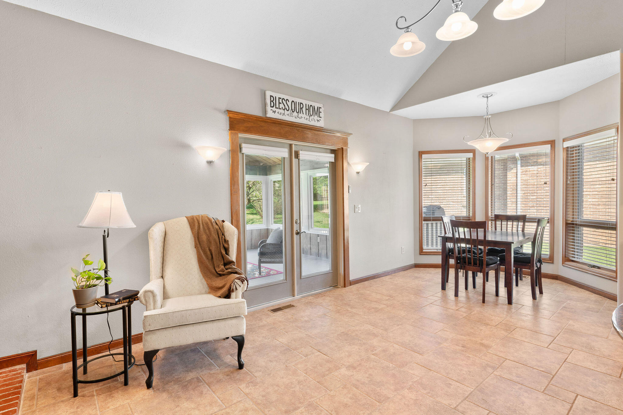 1115 North Chelmsworth Lane Property Photo 20