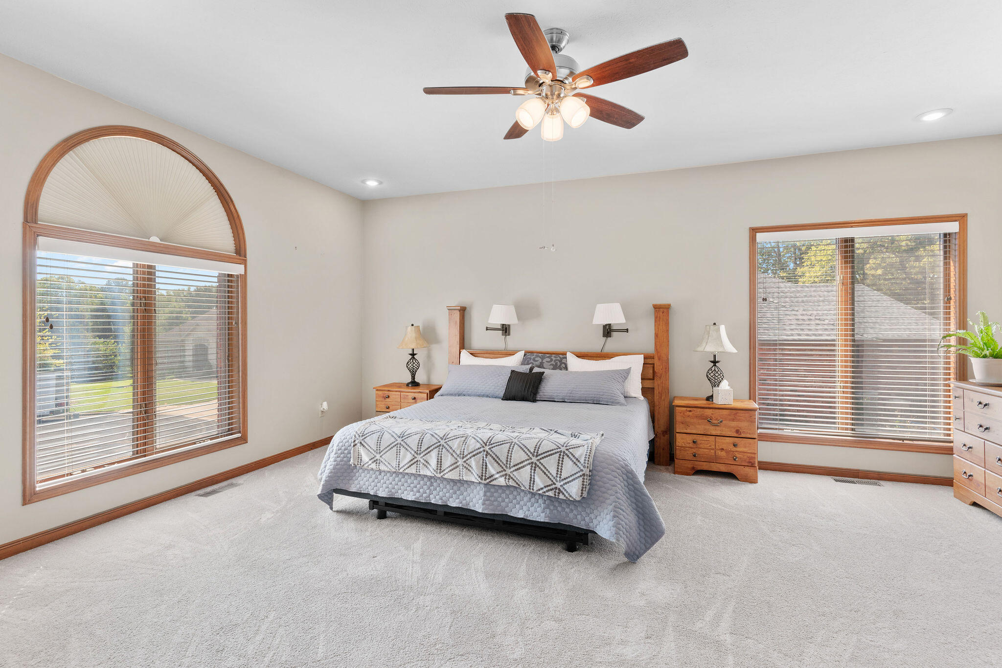 1115 North Chelmsworth Lane Property Photo 25