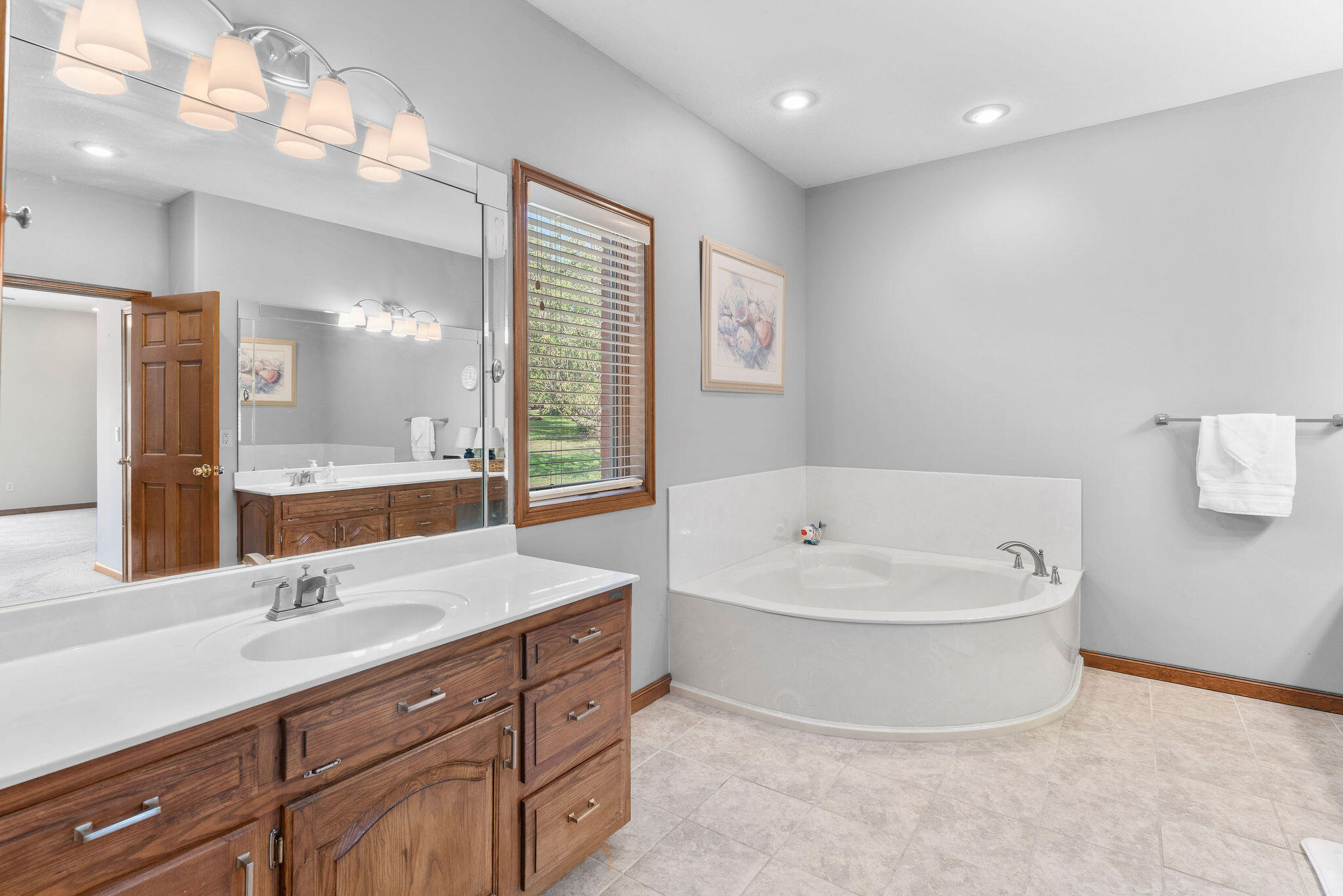 1115 North Chelmsworth Lane Property Photo 28