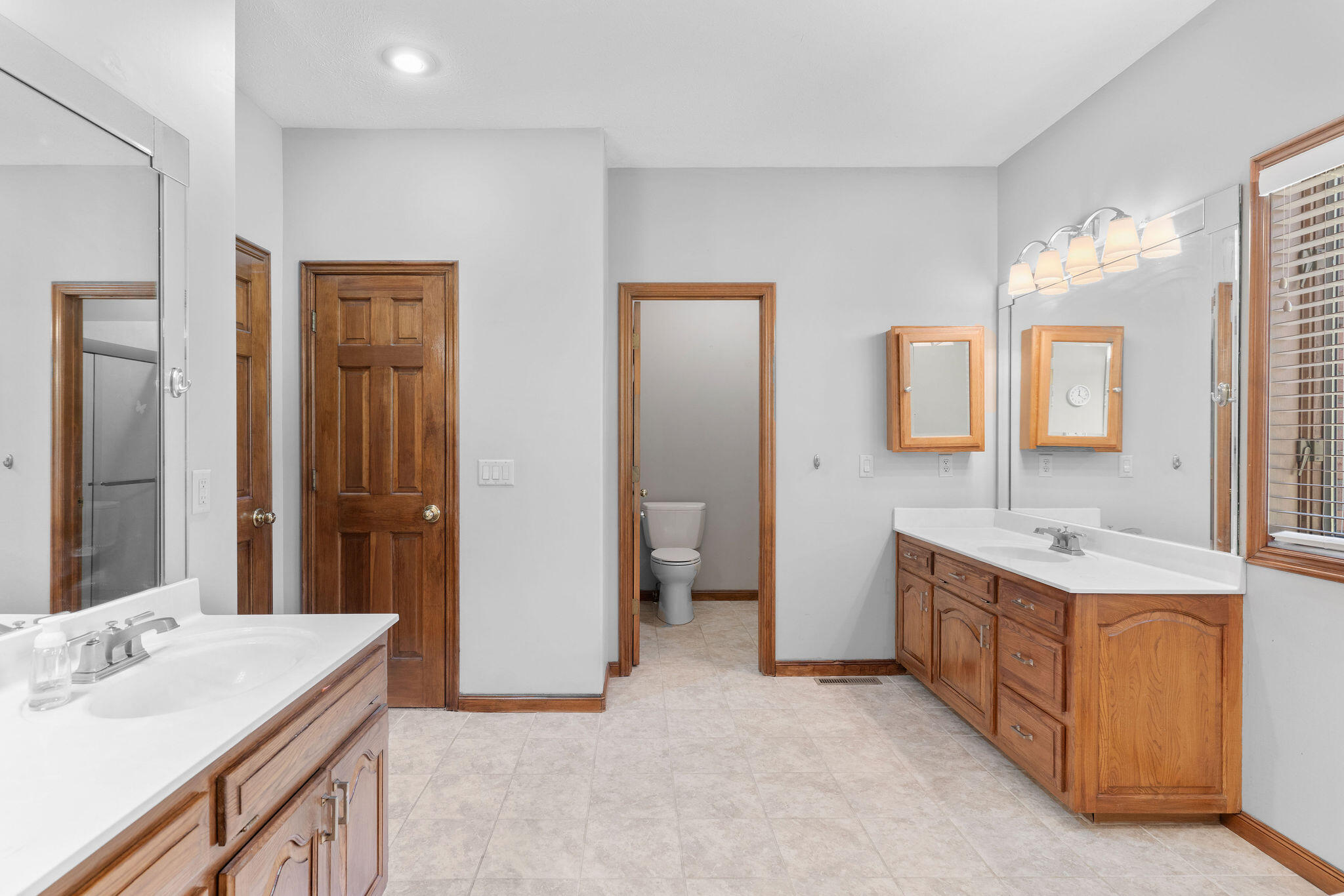 1115 North Chelmsworth Lane Property Photo 29