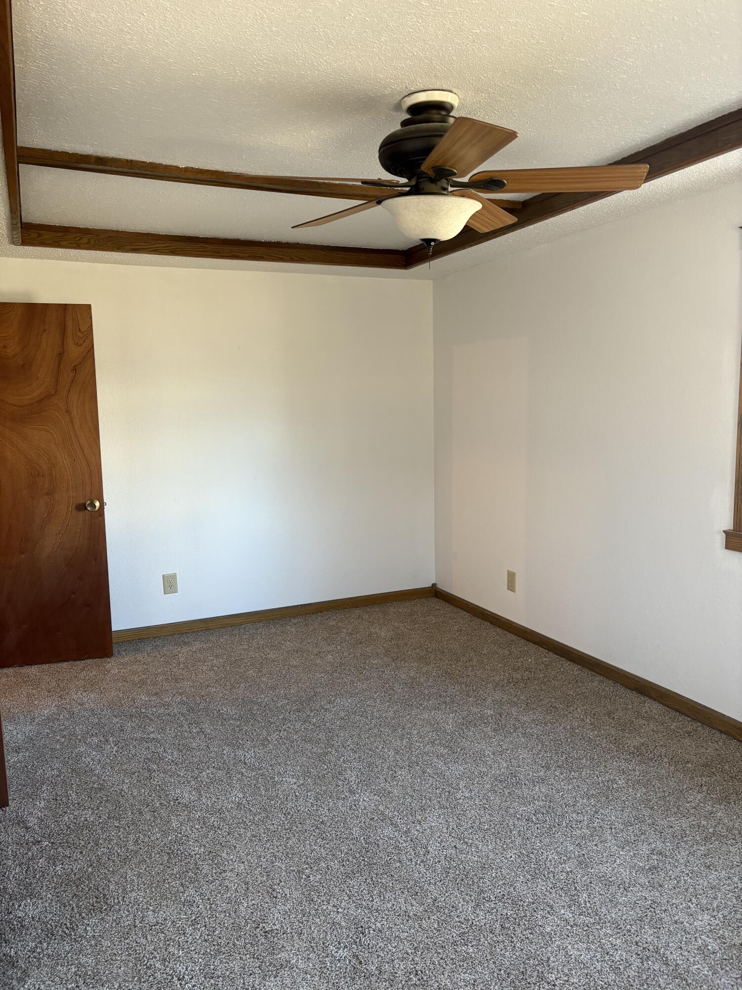 1204 Hillcrest Street Property Photo 7