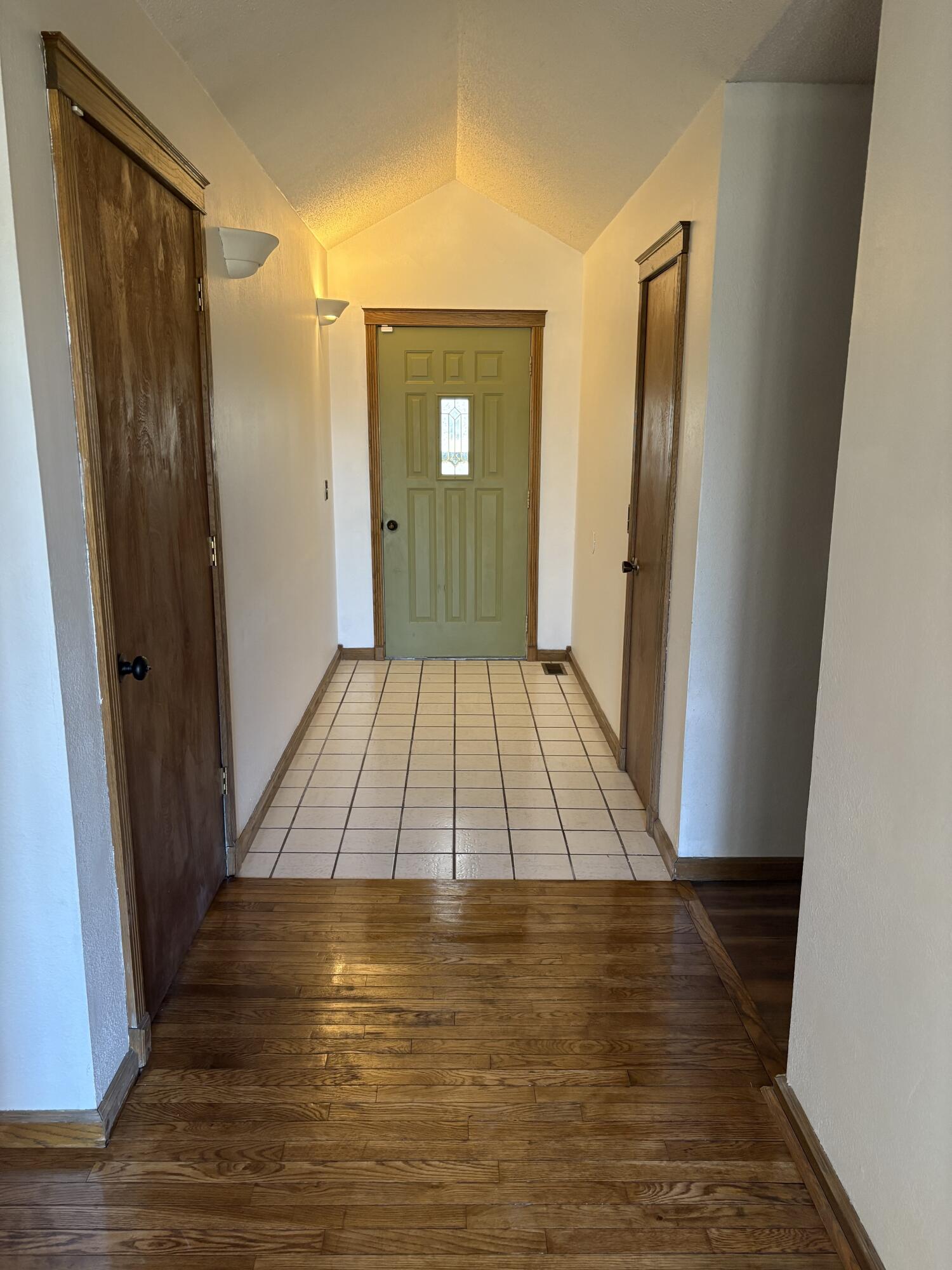 1204 Hillcrest Street Property Photo 13