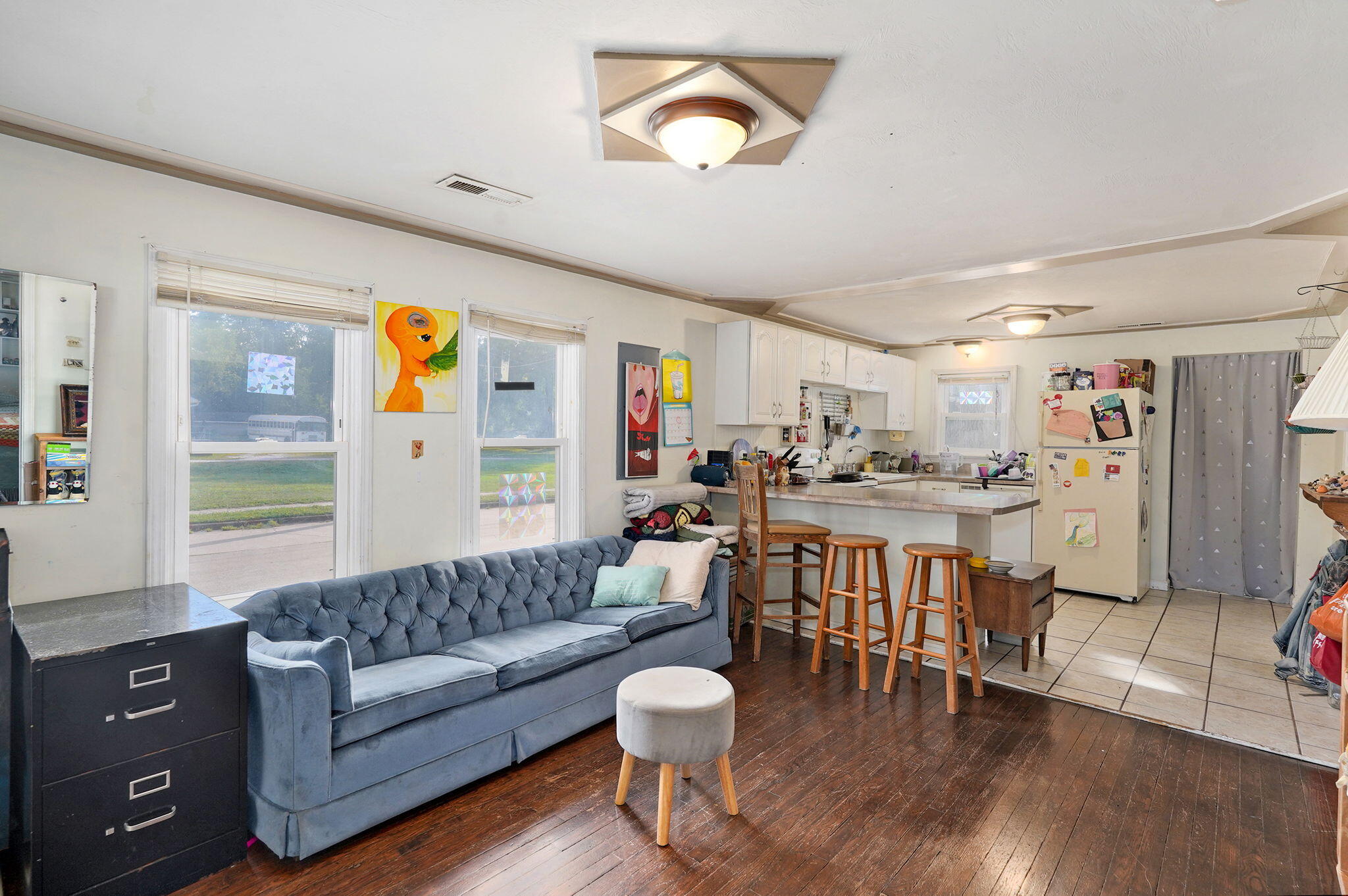 657 South Newton Avenue Property Photo 7