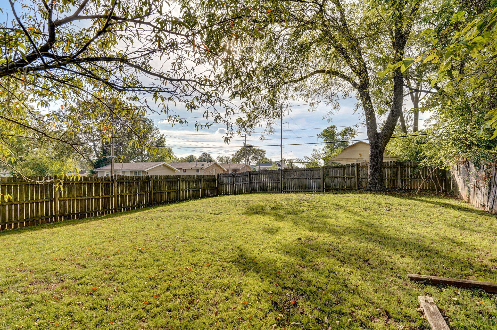 657 South Newton Avenue Property Photo 17