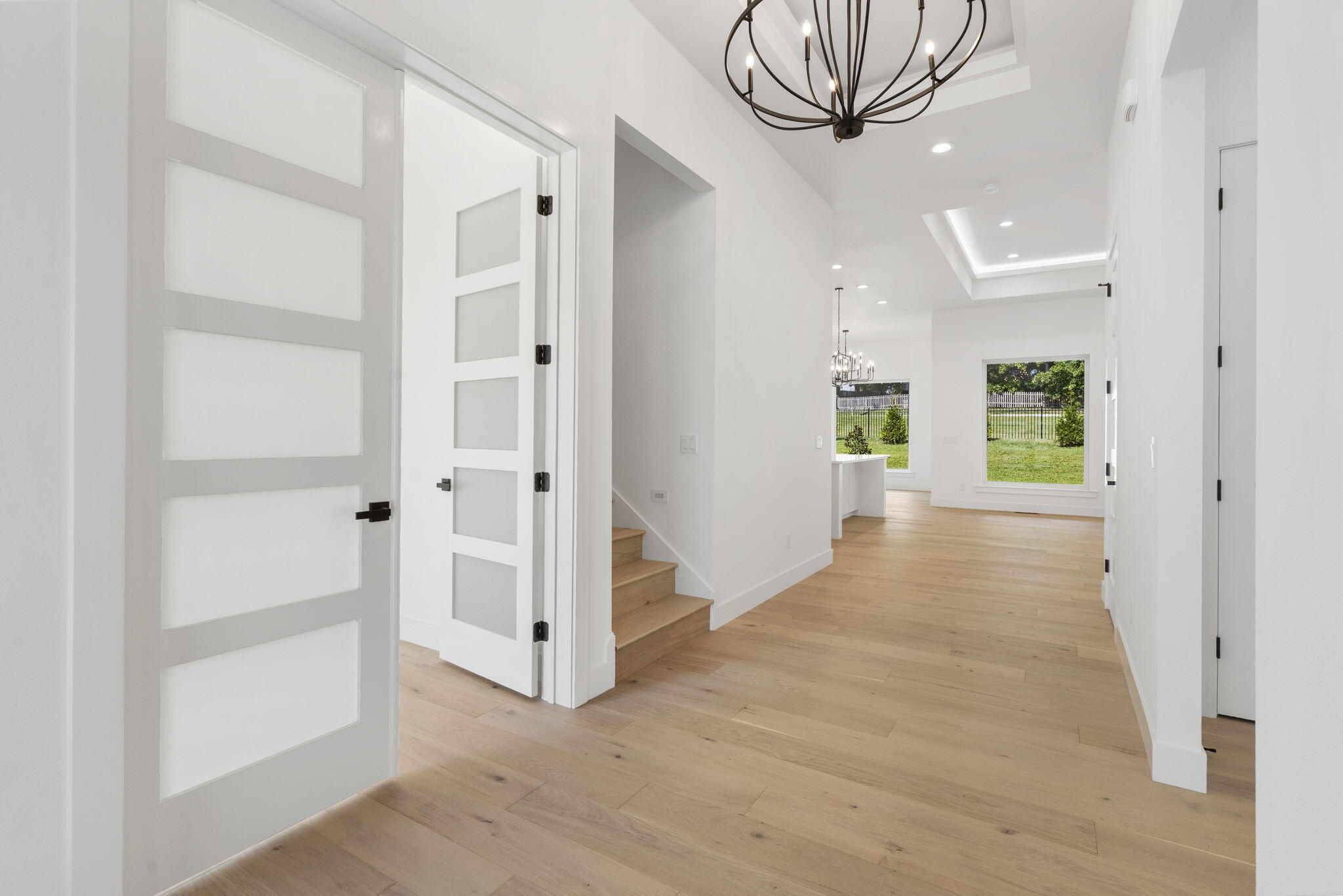 3927 East Woodhue Street Property Photo 3