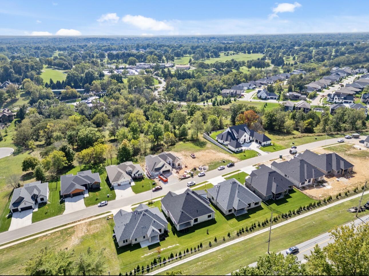 3927 East Woodhue Street Property Photo 23