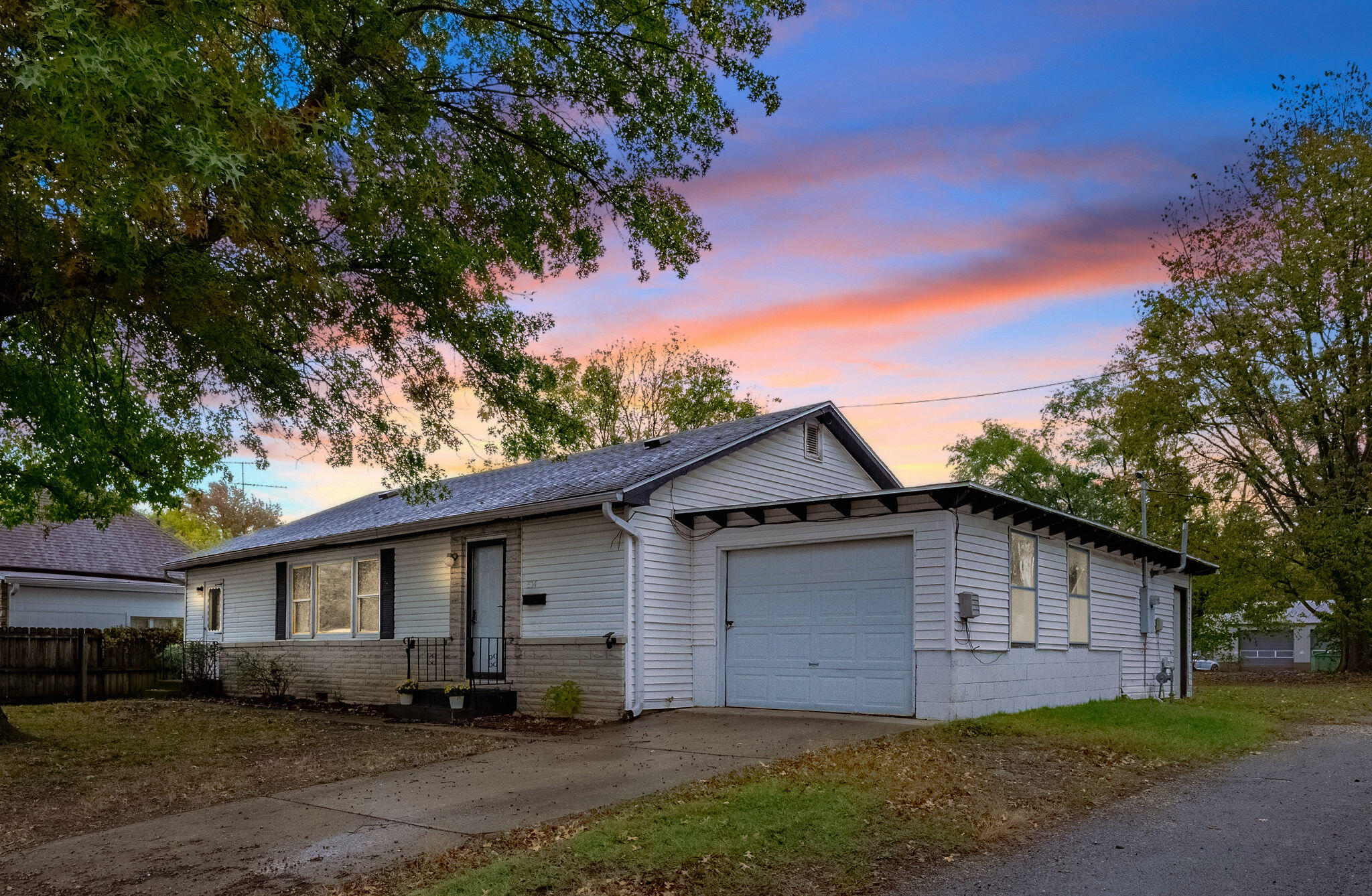 504 South Lincoln Avenue Property Photo 1