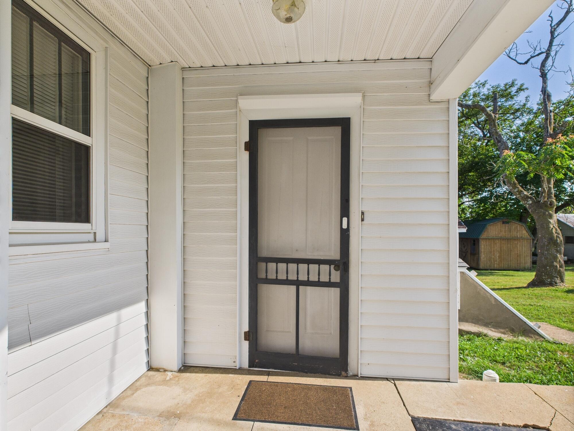 611 Cedar Avenue Property Photo 11