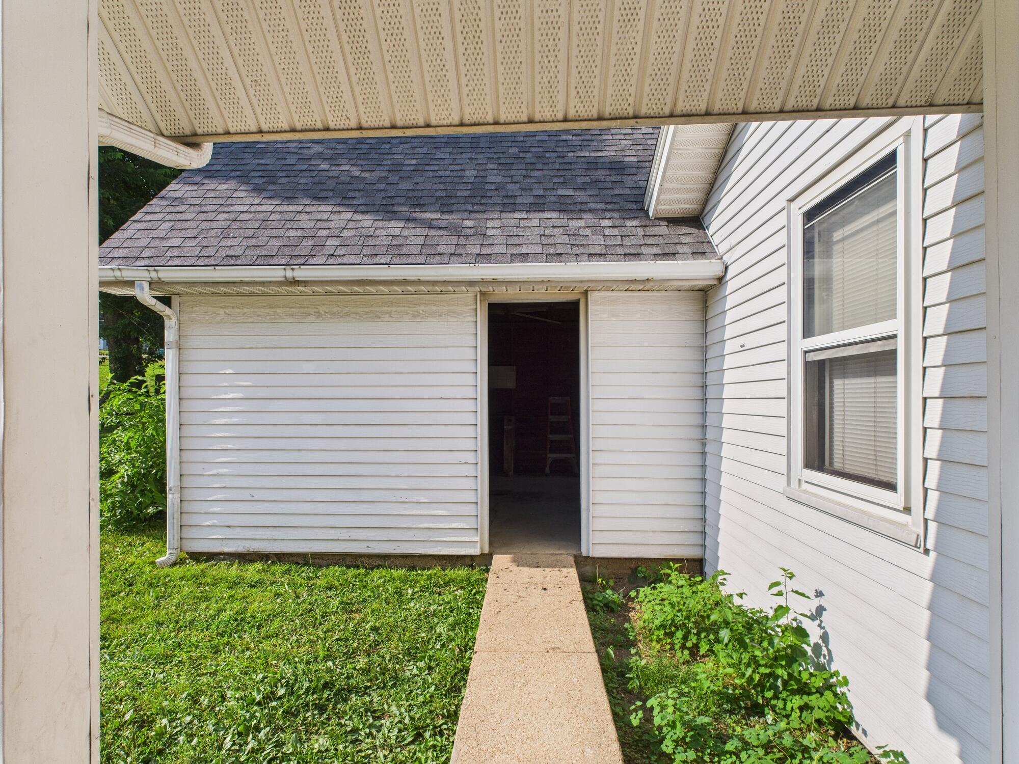 611 Cedar Avenue Property Photo 12